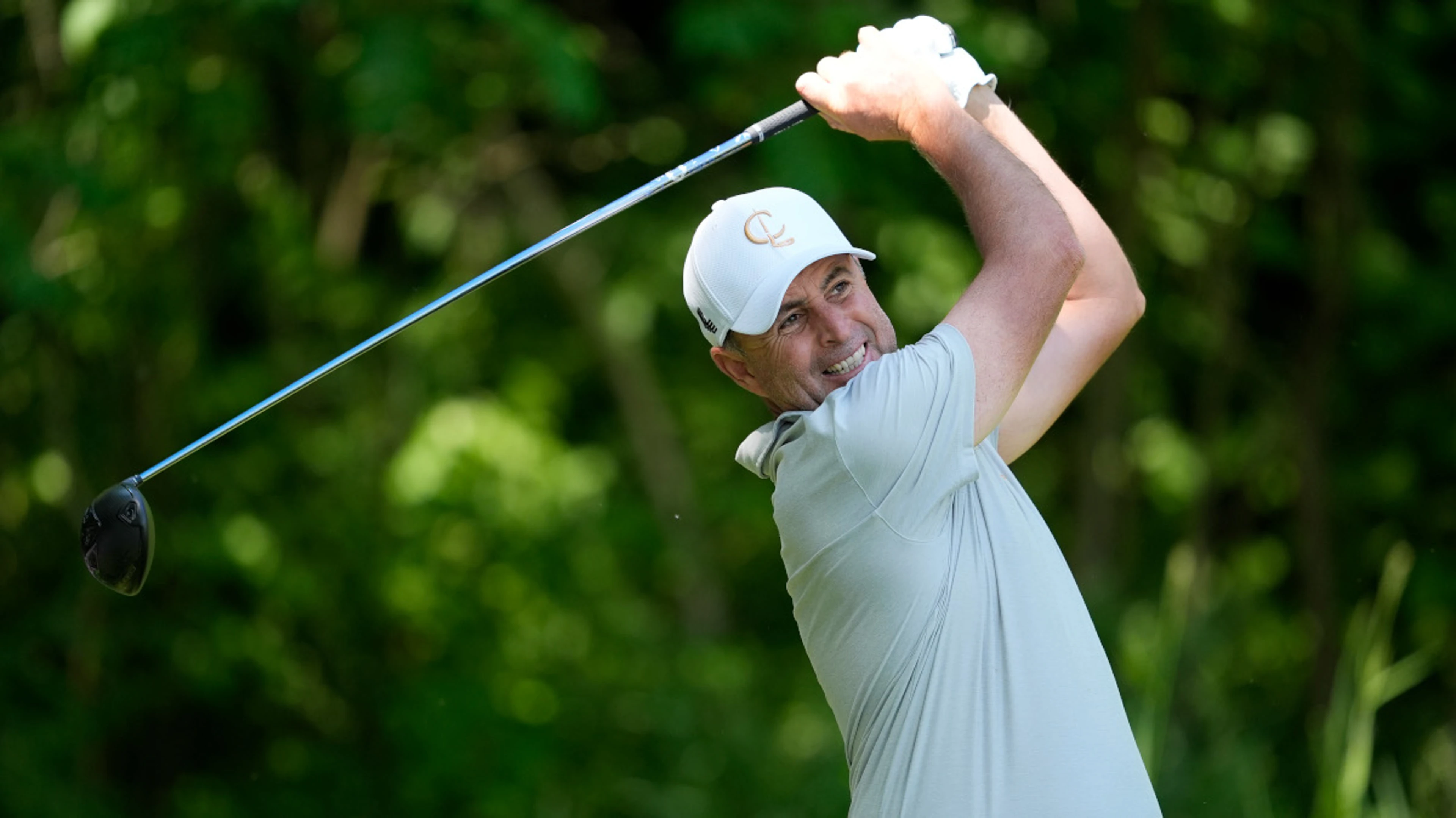 Bland tied for lead at Senior PGA Championship