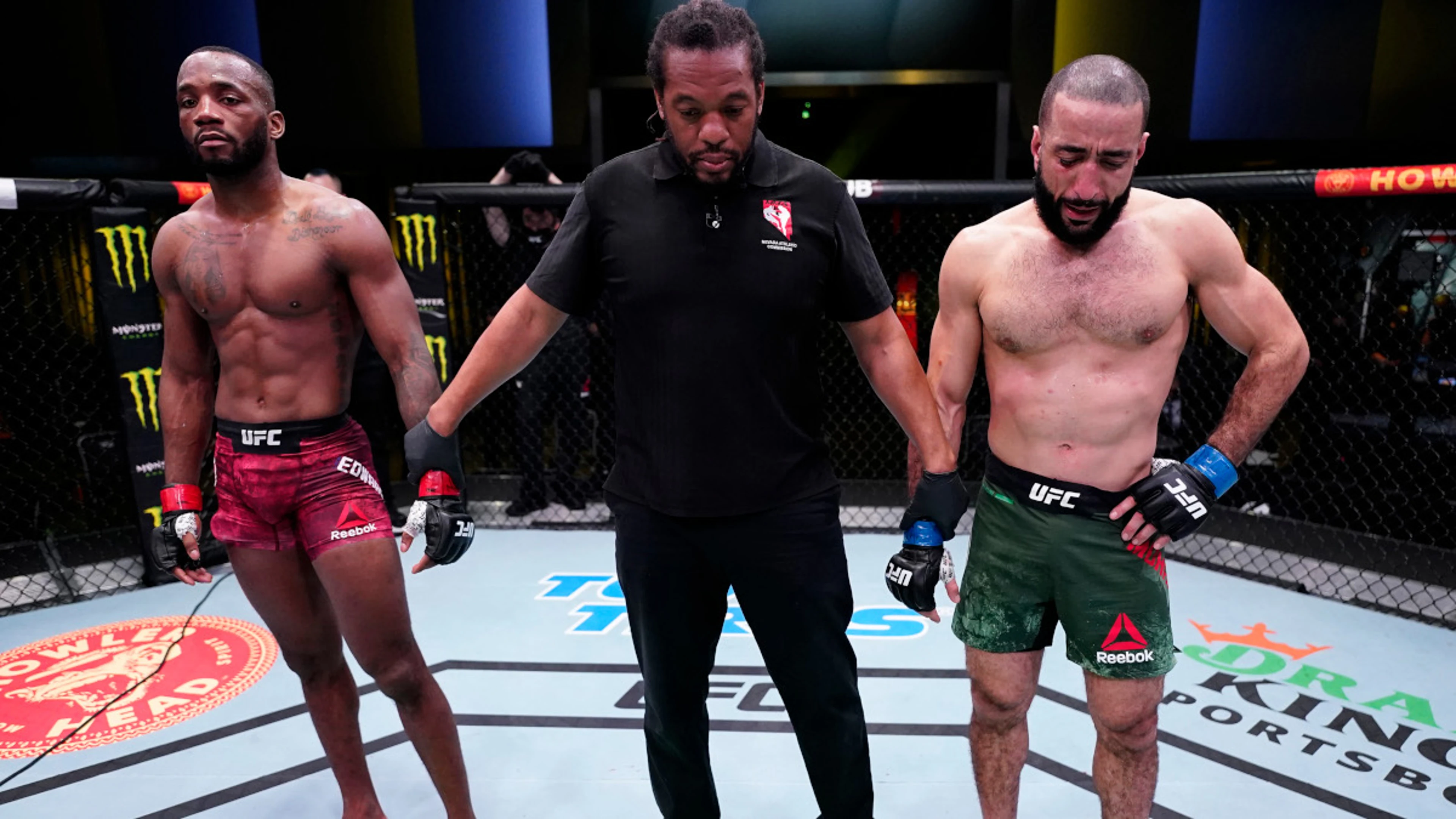 Edwards, Muhammad battle for welterweight supremacy