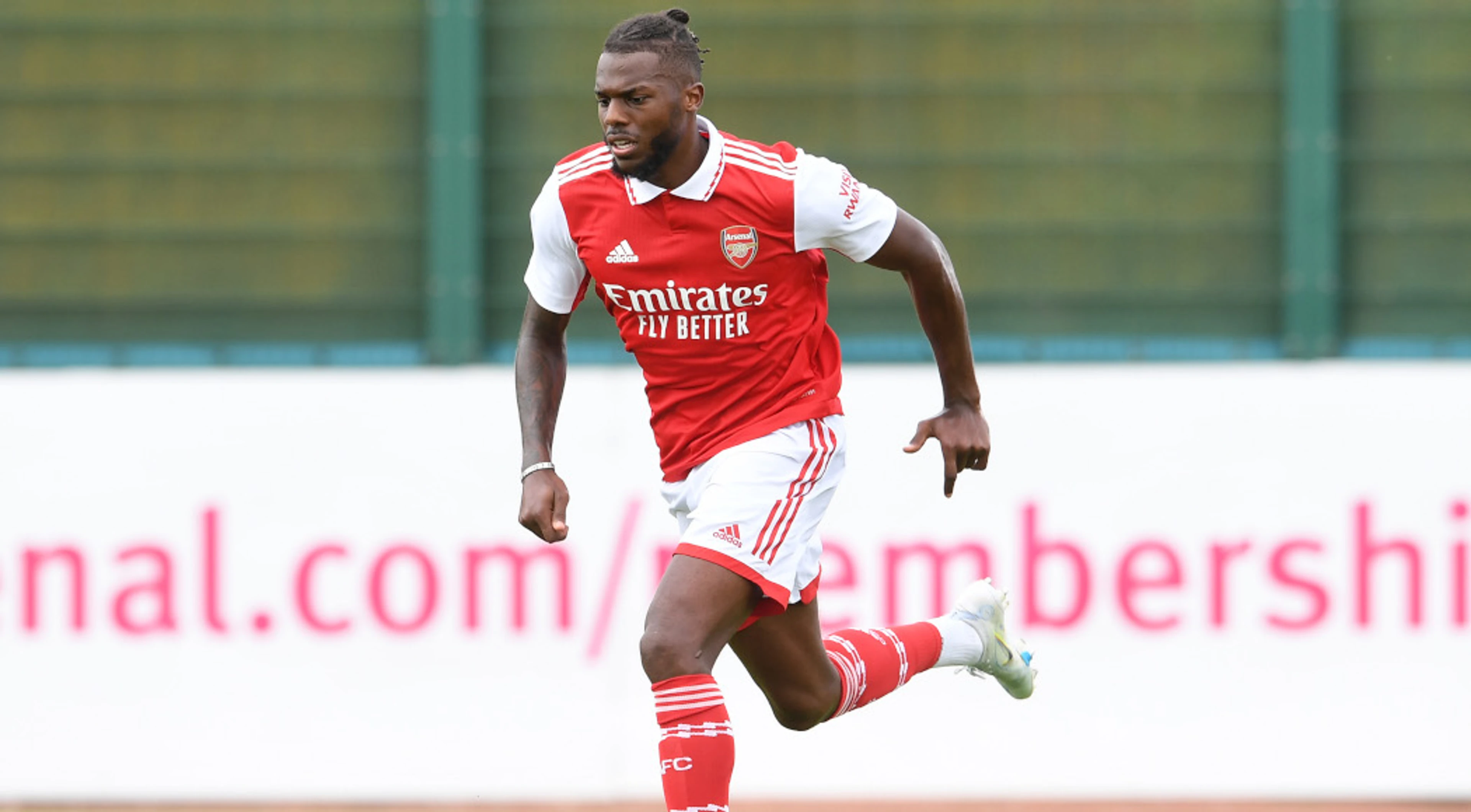 Arsenal left-back Tavares joins Marseille on loan