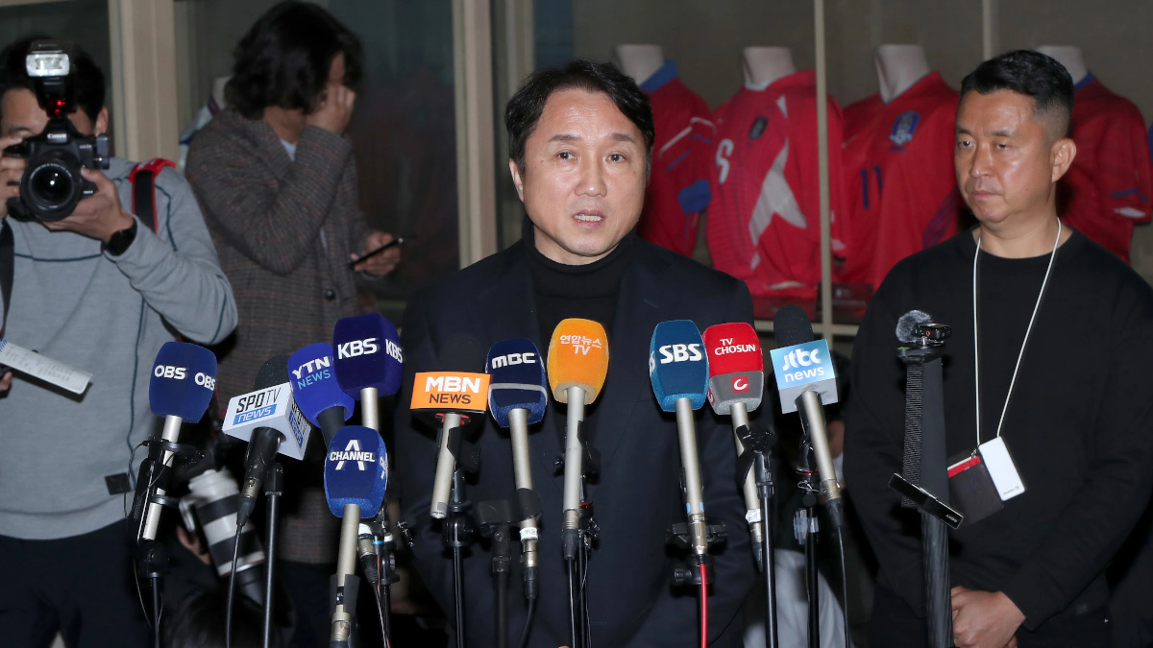 KFA dismiss South Korea coach Klinsmann after Asian Cup disappointment