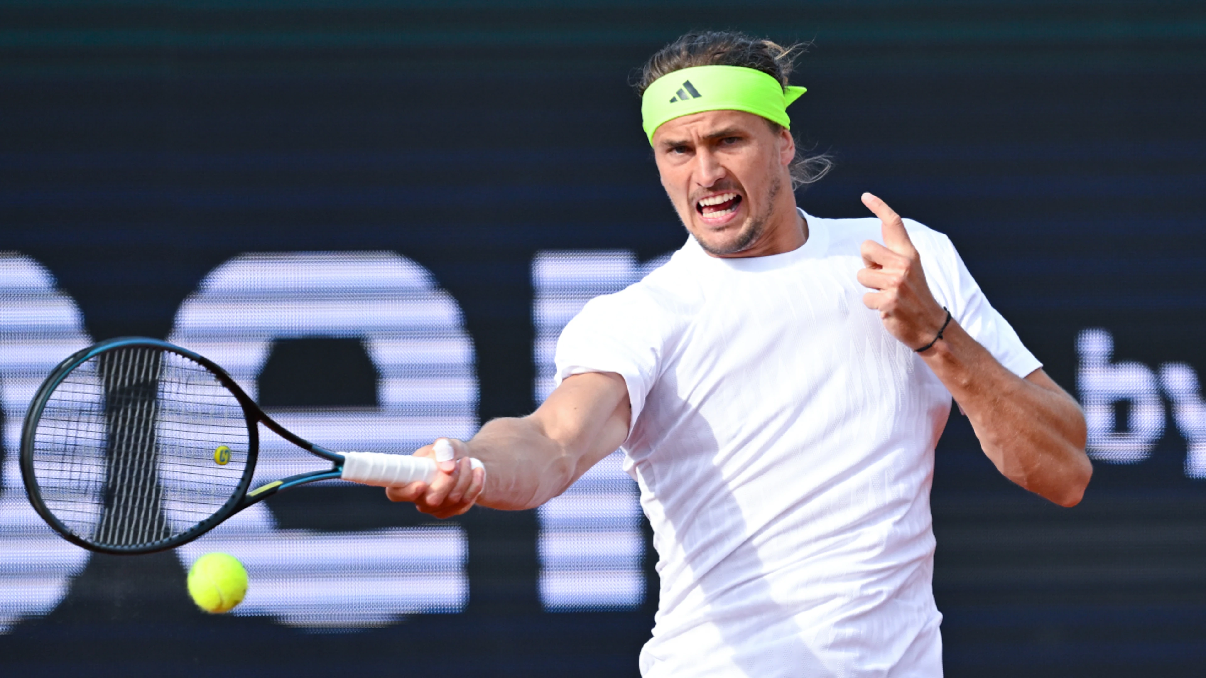 Zverev shakes off recent funk to beat Muller in Munich