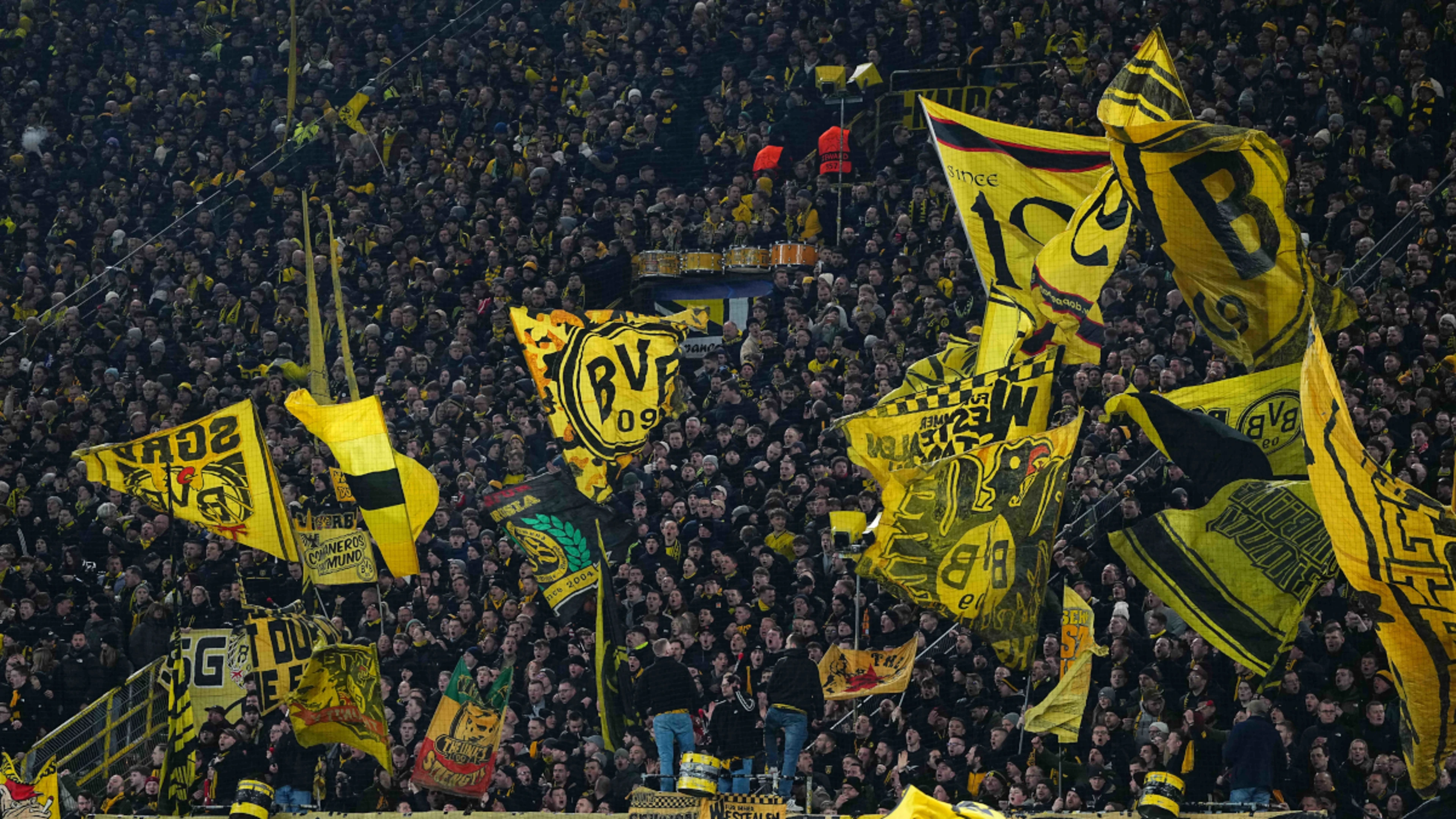 Dortmund ease into Champions League last 16 after Sporting stalemate