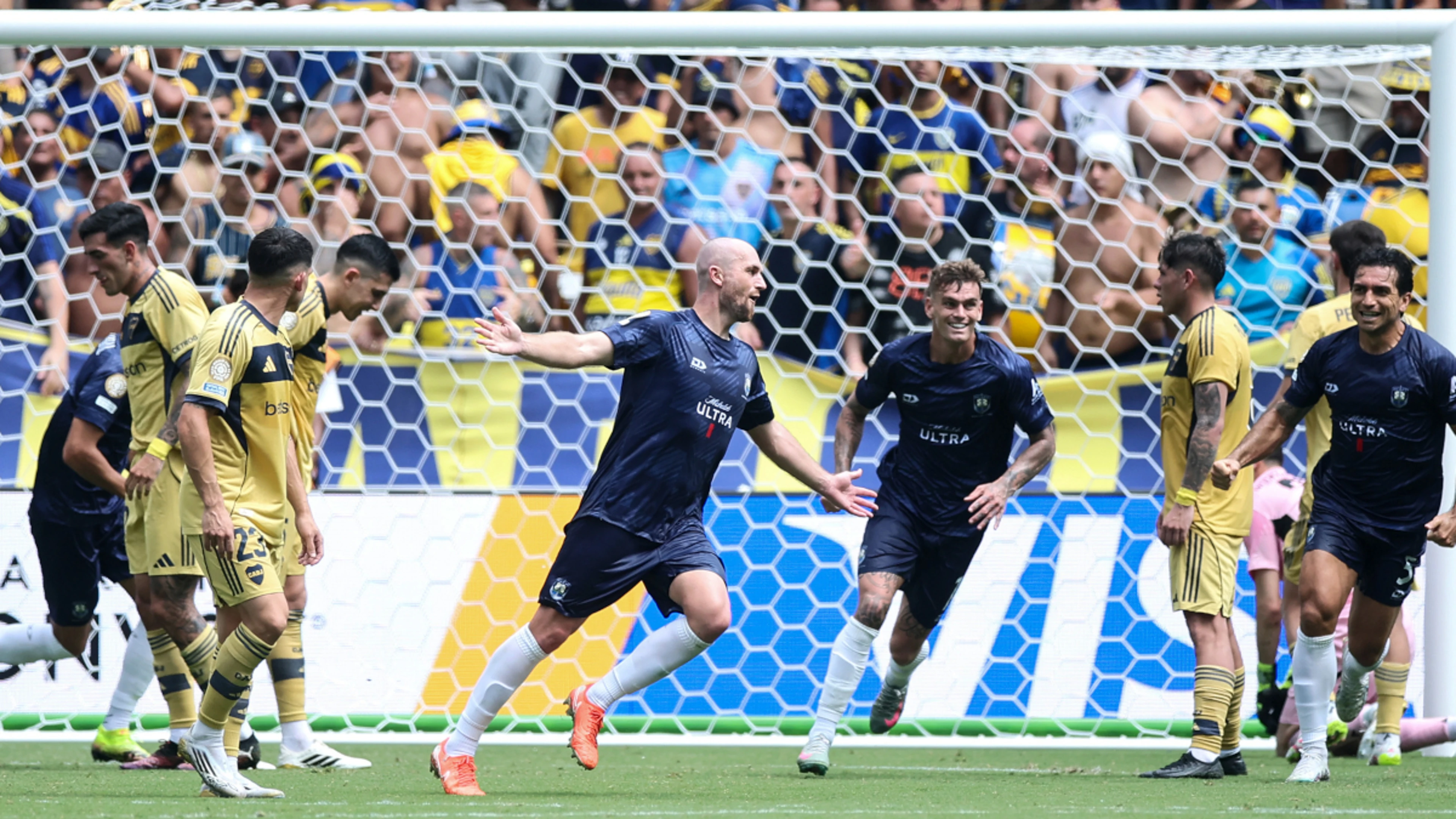 Amateurs Auckland City hold Boca Juniors to Club World Cup draw