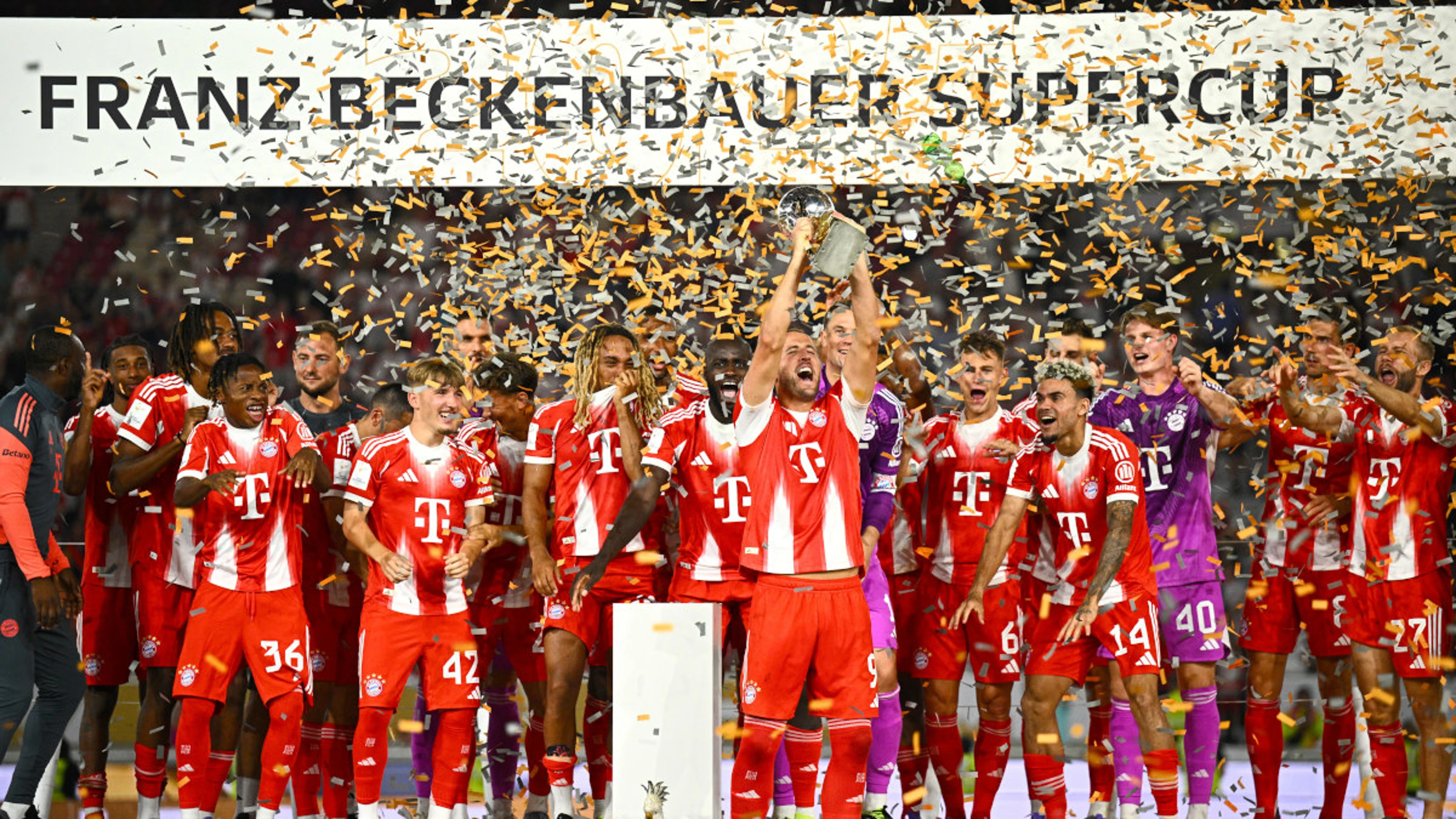 Kane and Diaz strike as Bayern beat Stuttgart in German Super Cup