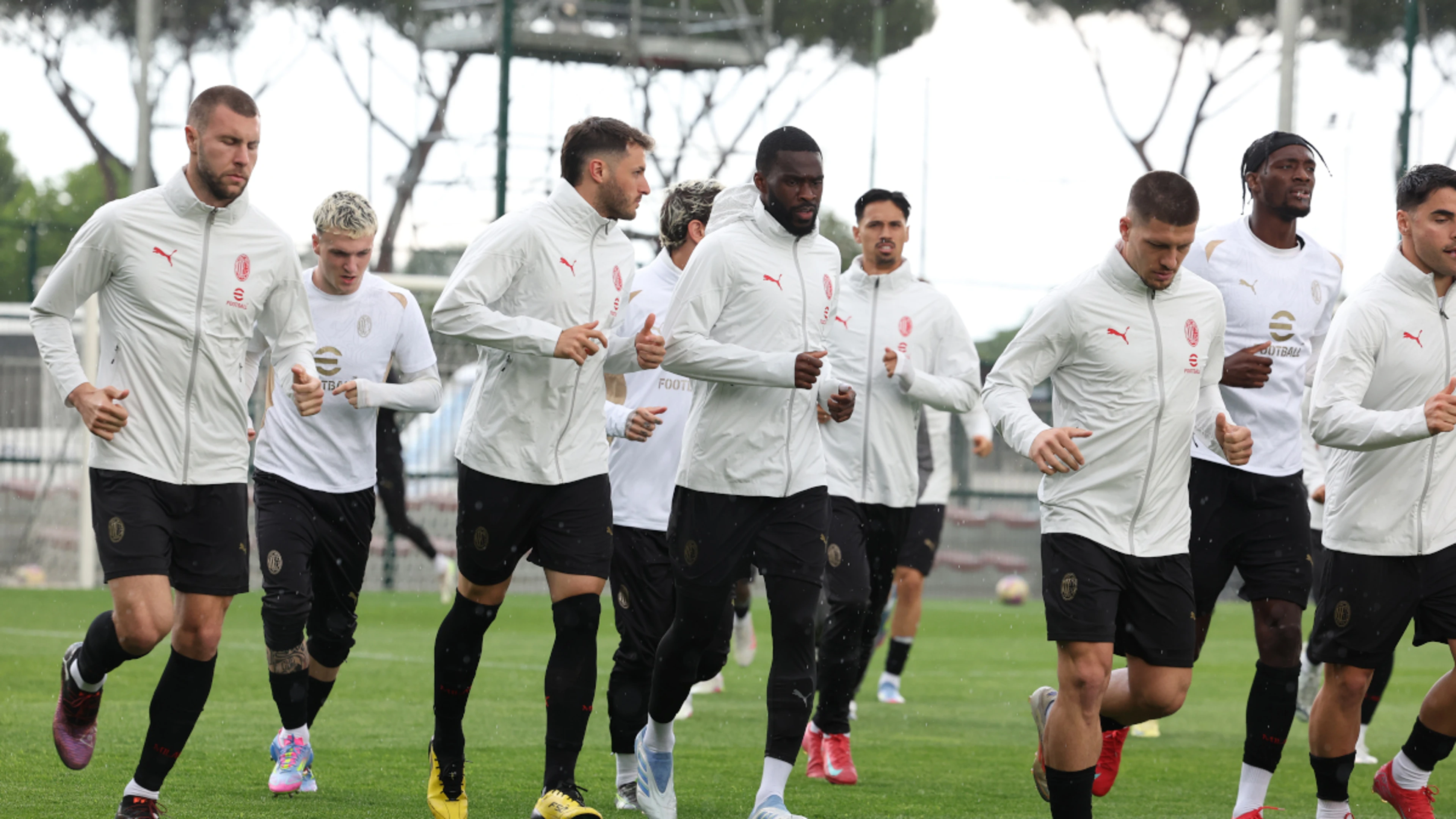 Milan's Conceicao embraces pressure ahead of Coppa Italia final