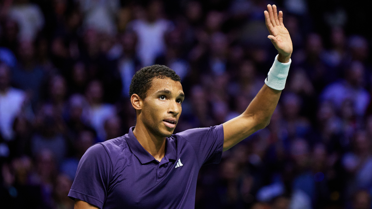 Auger-Aliassime ends Vacherot run to reach Paris Masters semis
