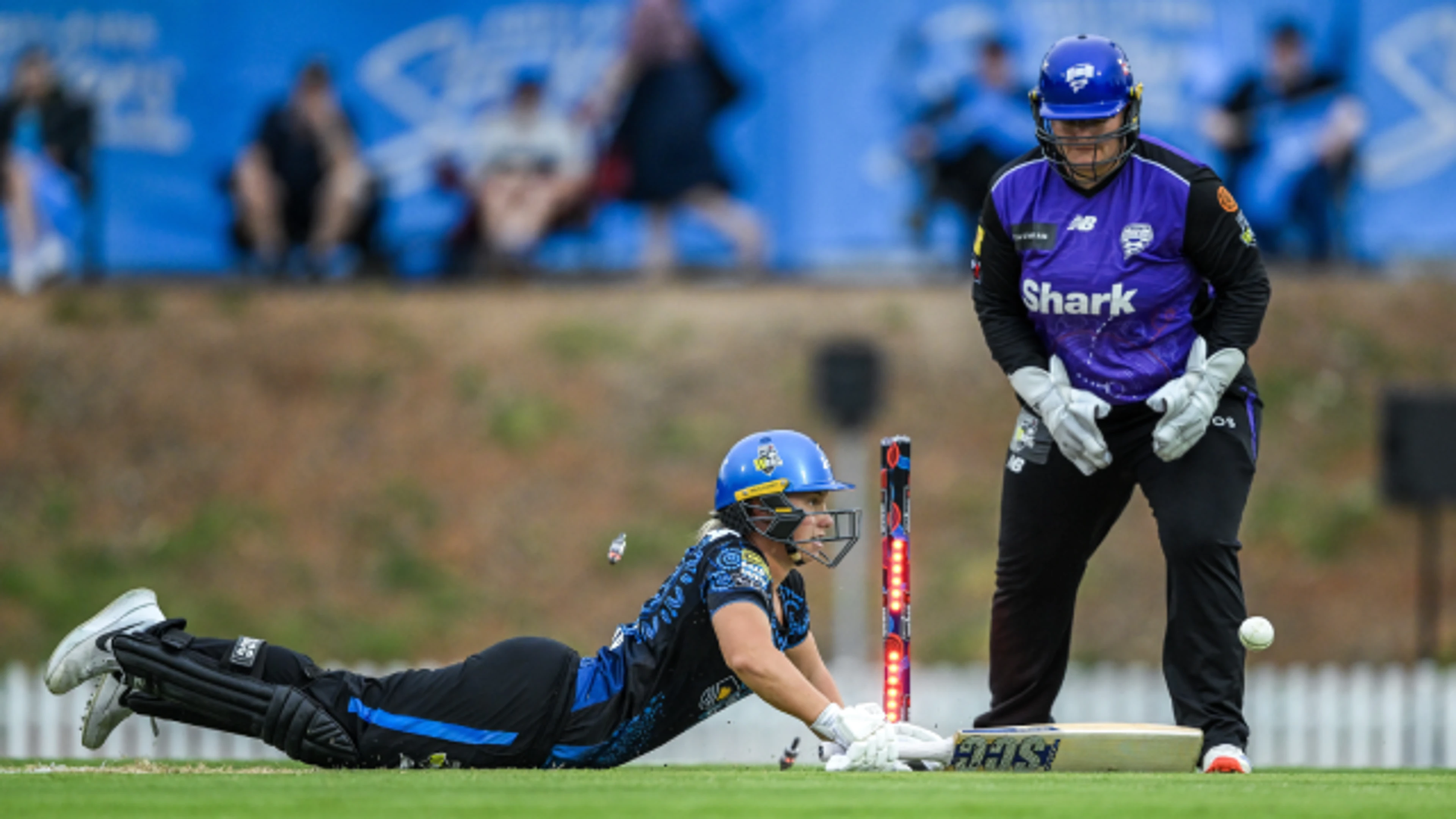 Adelaide Strikers v Hobart Hurricanes | Match Highlights | Women's Big Bash League