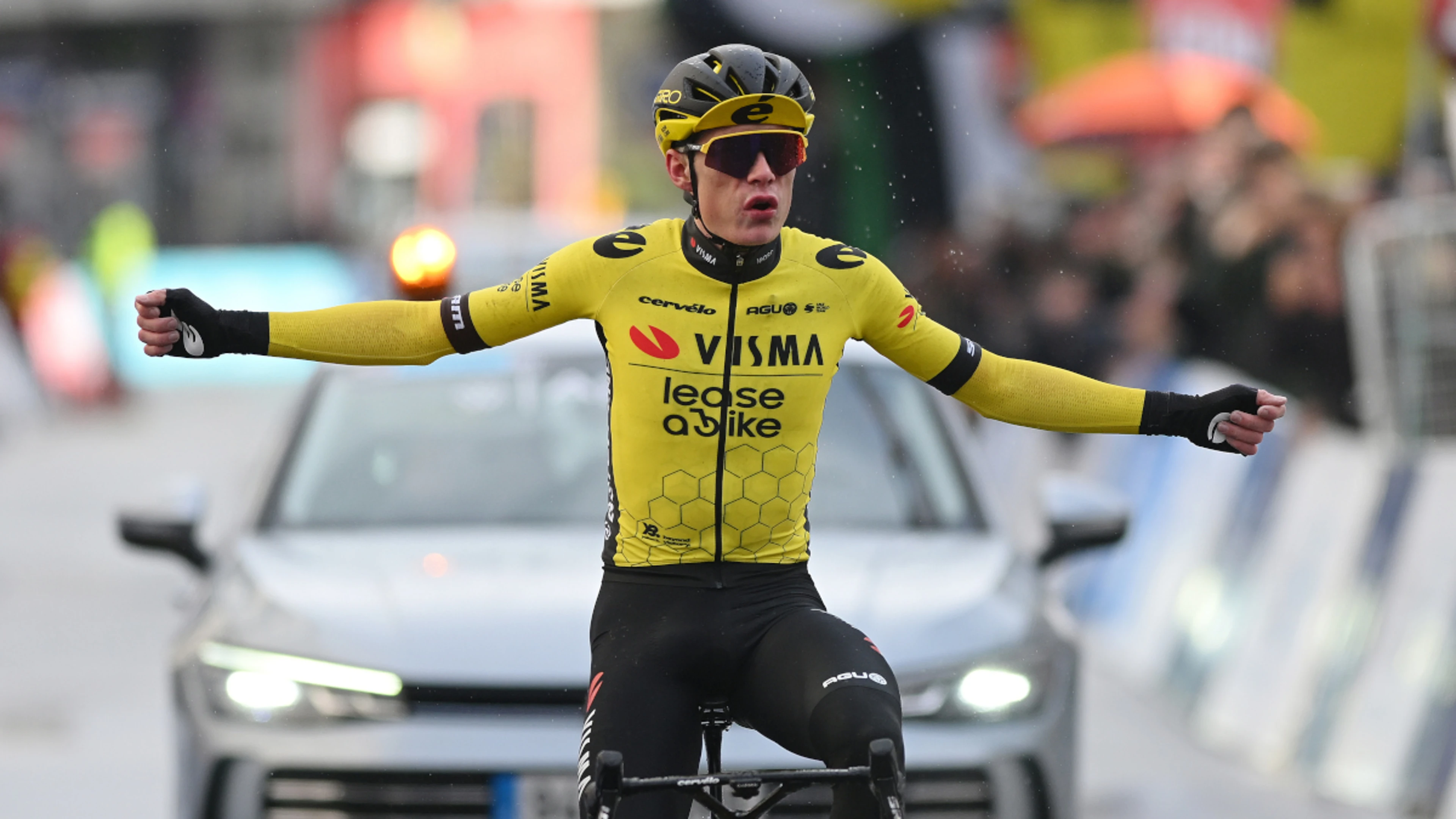 Impressive Vingegaard drops rivals on Gran Camino climb