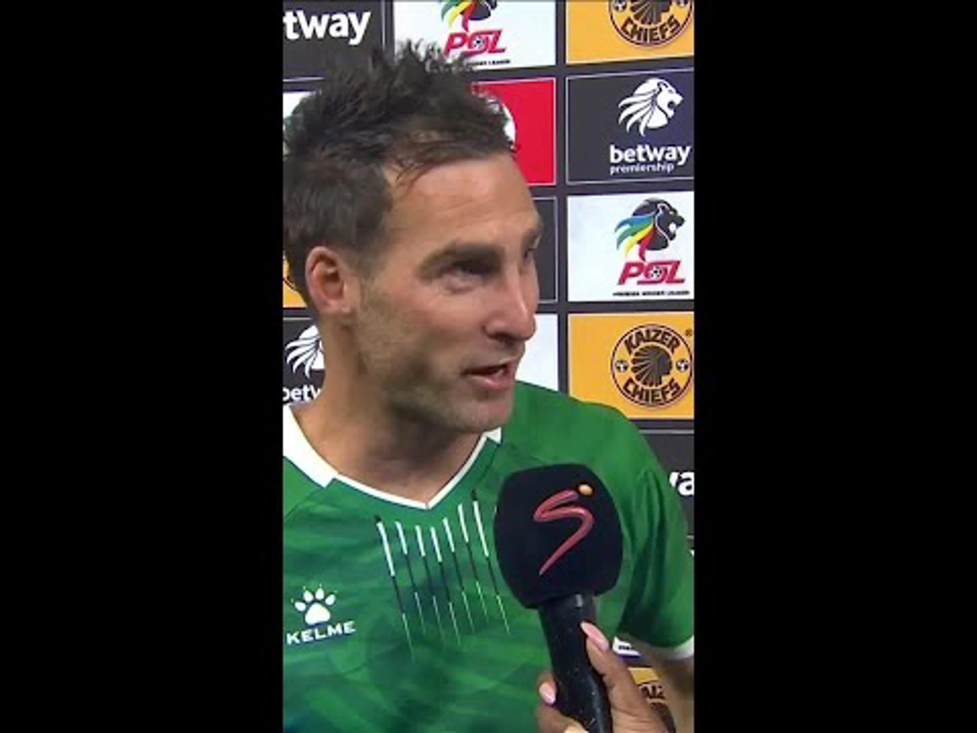 Bradley Grobler bombshell!