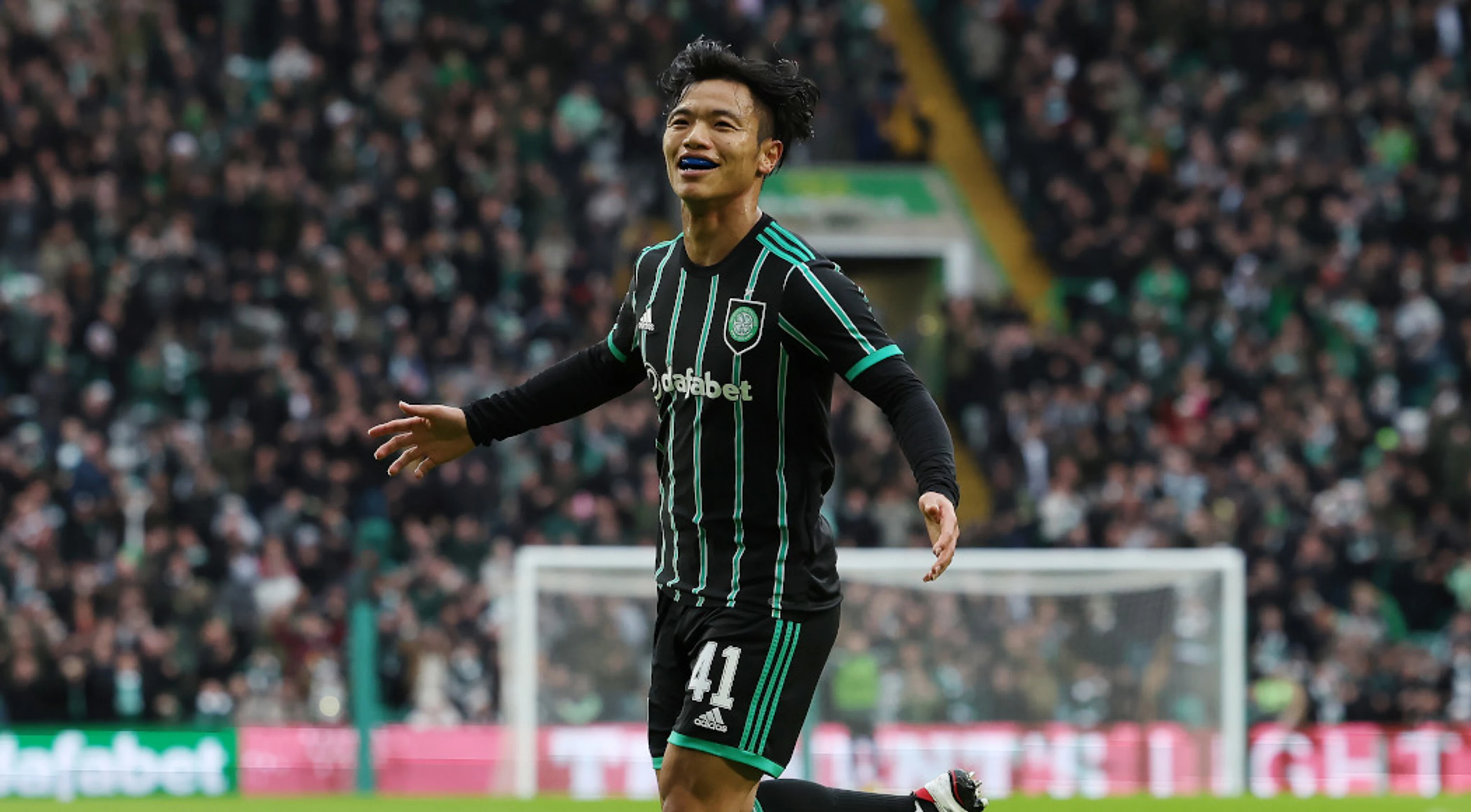 Hatate and Furuhashi at the double as Celtic sweep past St Johnstone