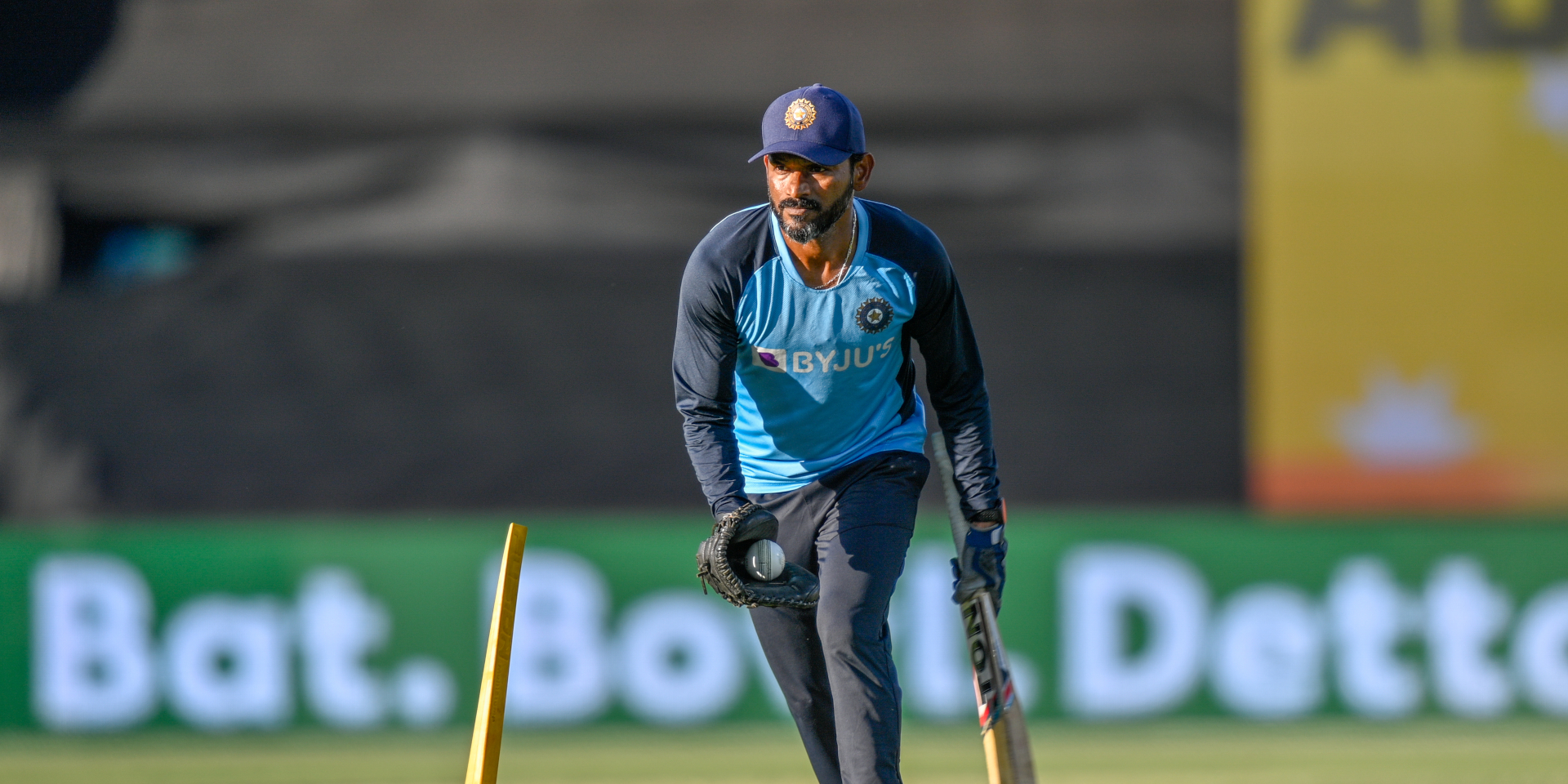 Sri Lanka hire fielding coach Sridhar ahead of T20 World Cup