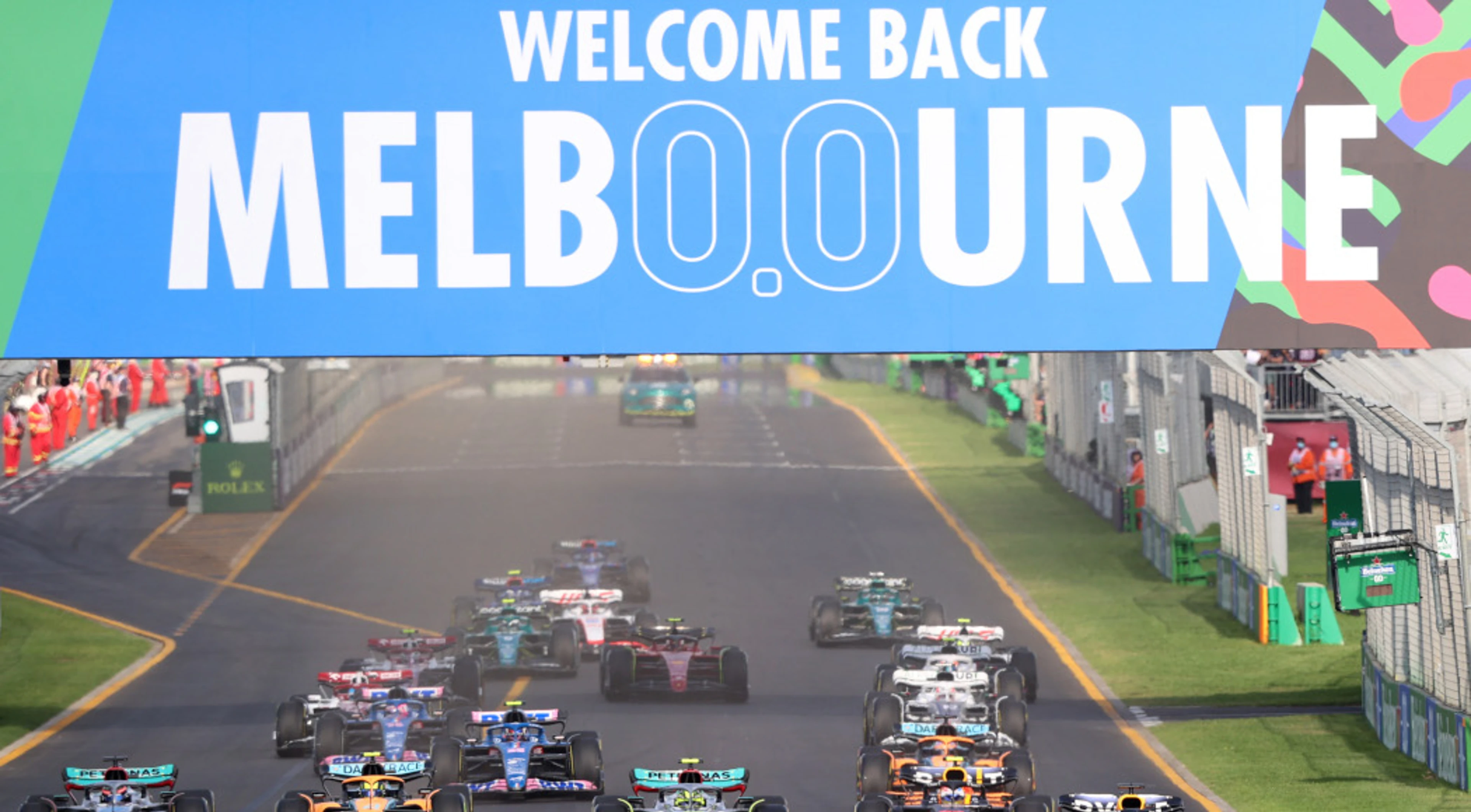 Australia extends F1 deal, Saudi Arabia to open 2024 season
