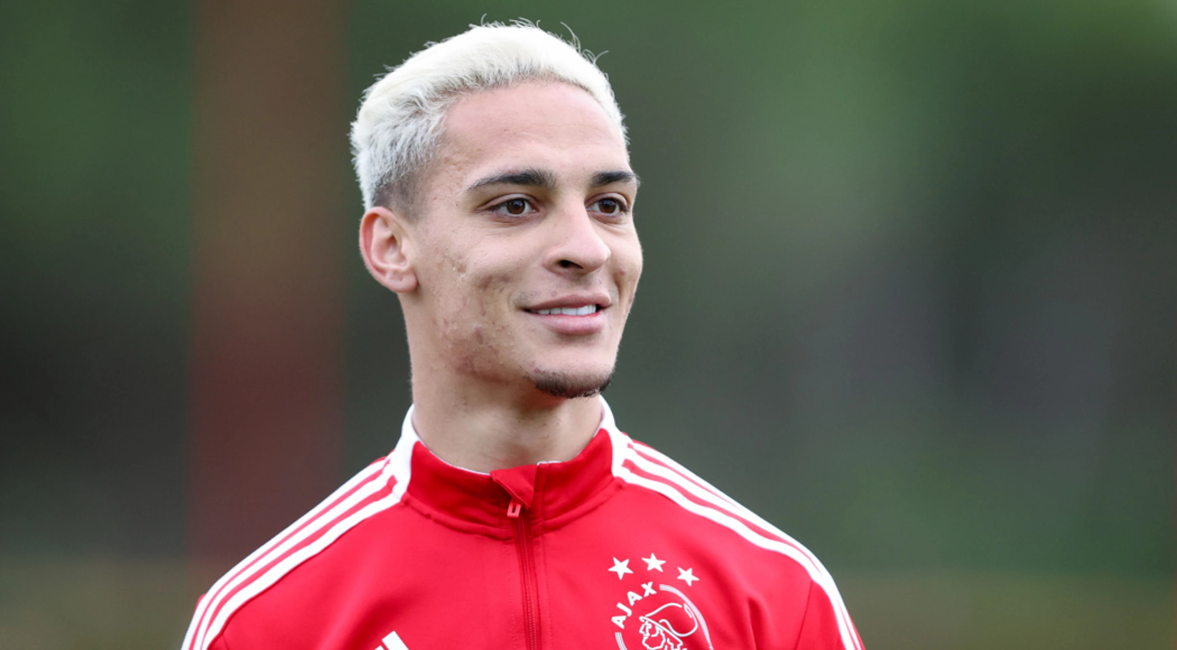 Man Utd agree deal to sign winger Antony from Ajax
