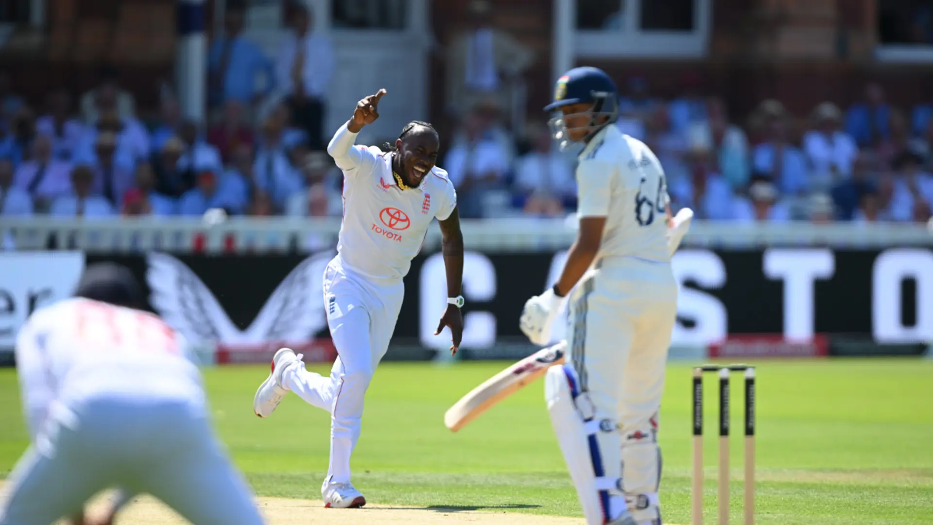 DAY 2: Archer strikes with third ball on test return against India