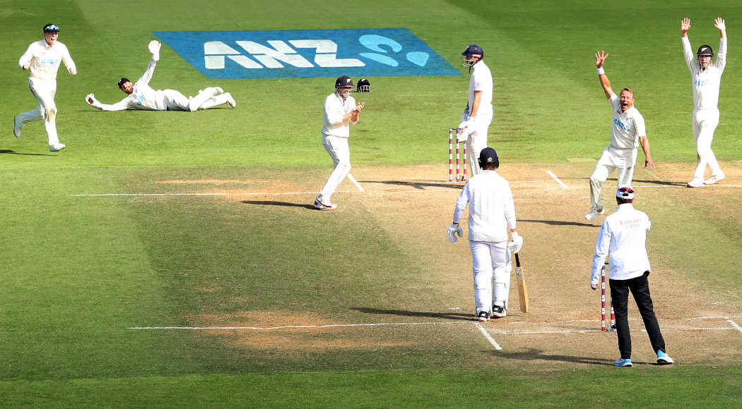 New Zealand beat England by one run in second-test thriller