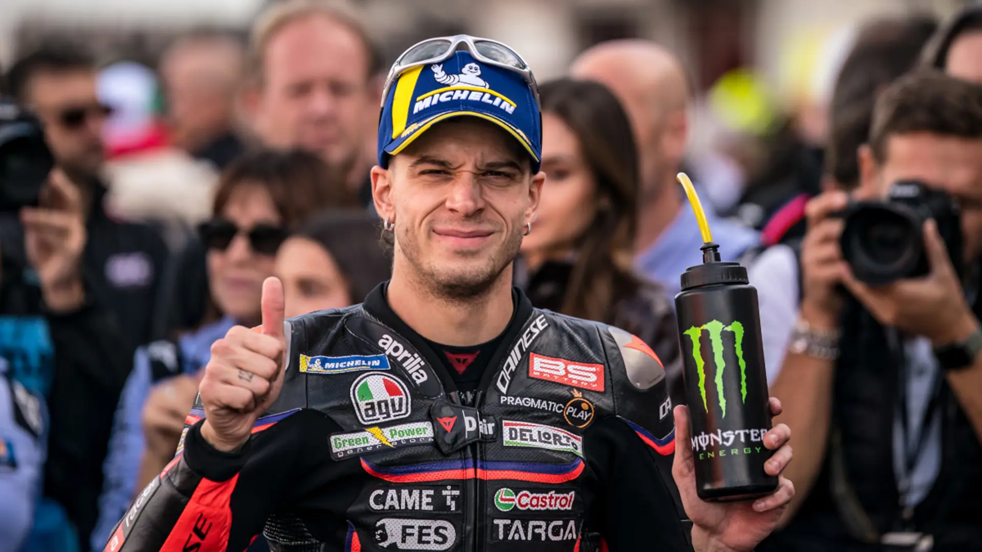 Bezzecchi takes pole for Valencia sprint and MotoGP