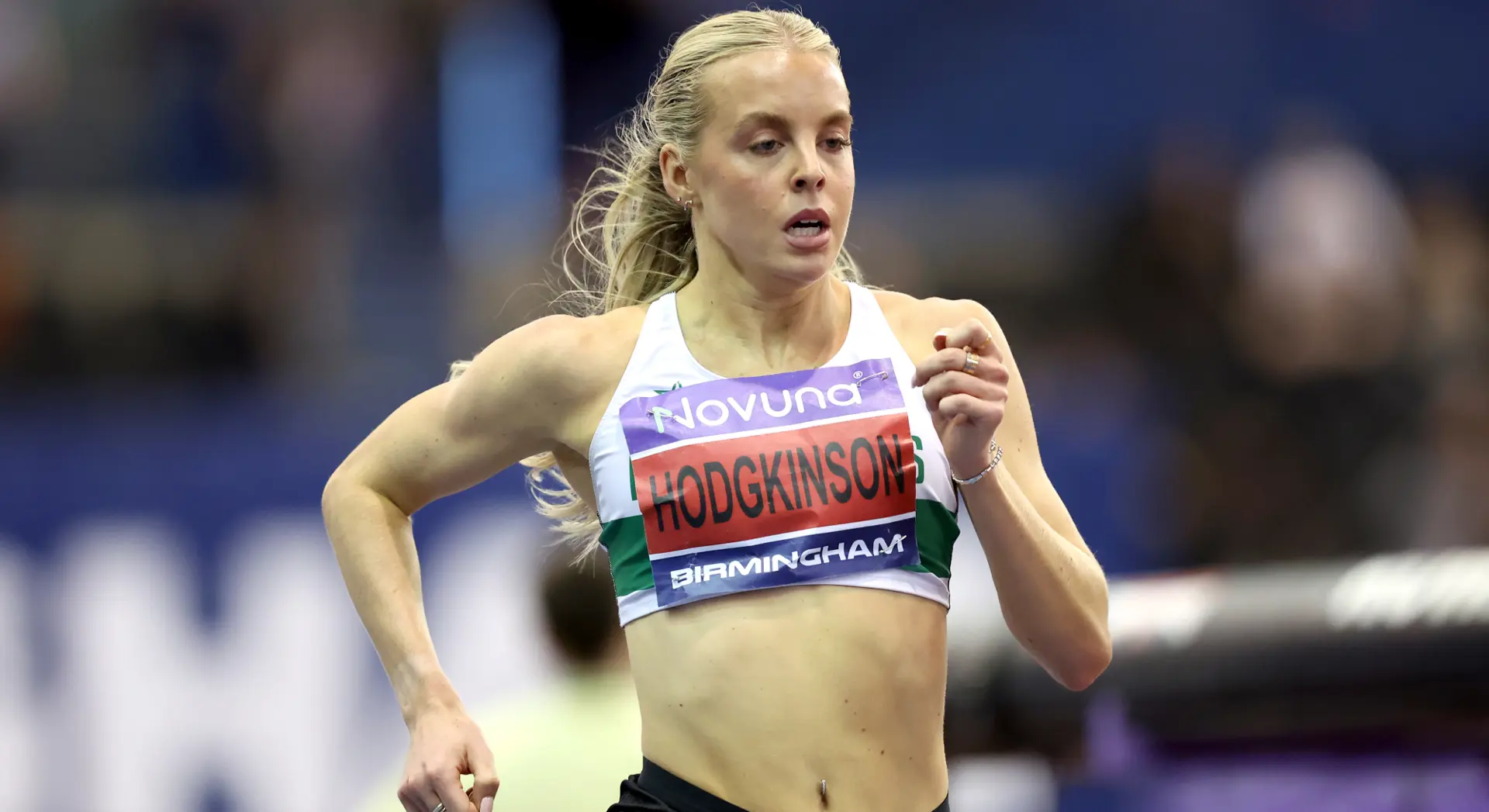 Hodgkinson sets 800m world indoor record