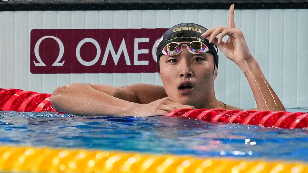 Australian swim coach avoids being kicked out of Olympics