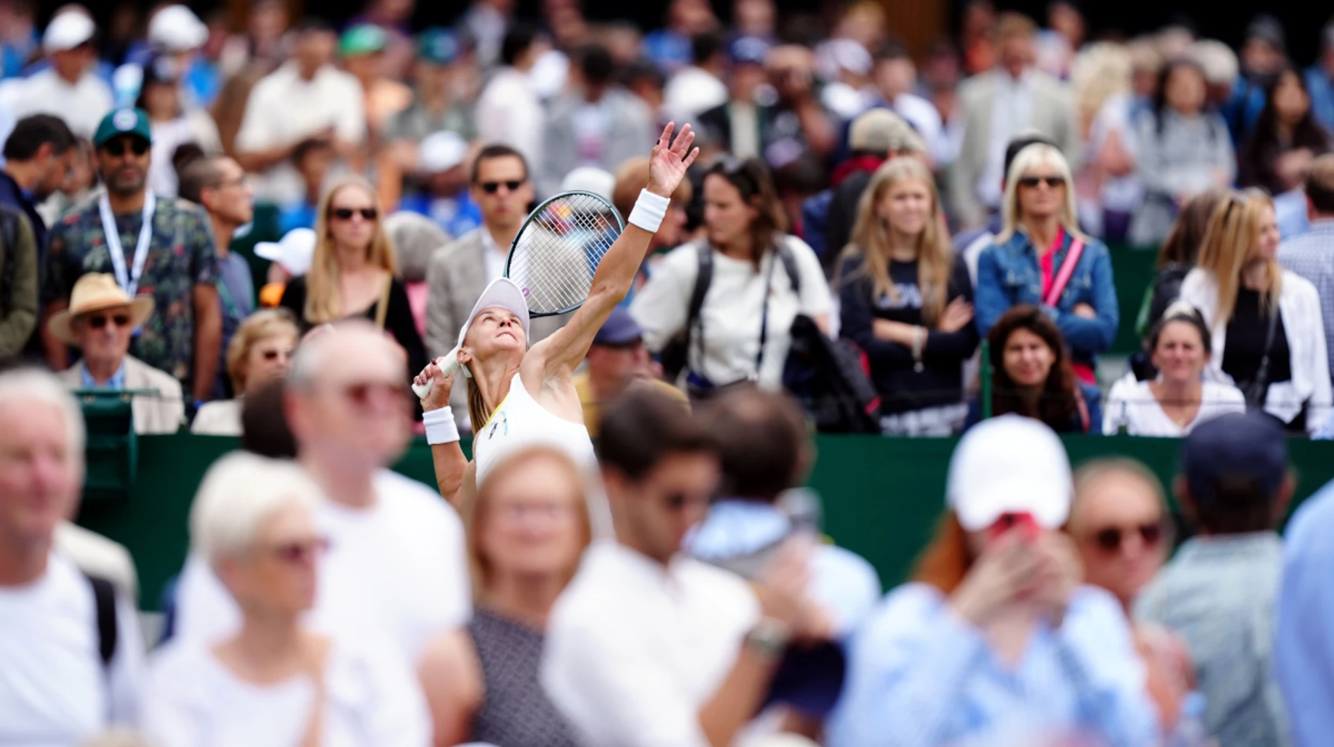 France's Gracheva is first winner at Wimbledon 2024