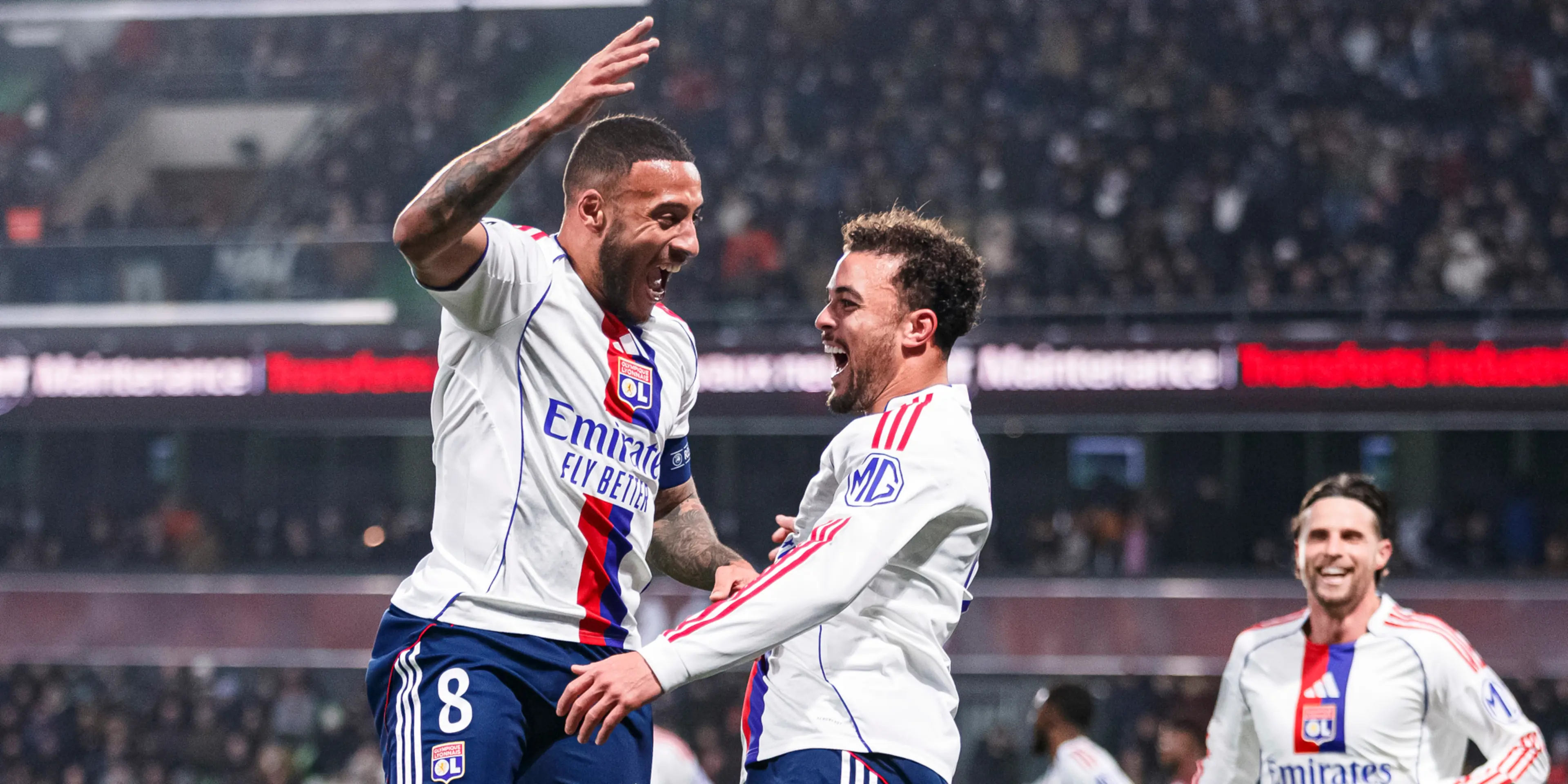 Lyon down Nice to boost Ligue 1 title bid with 13th straight win
