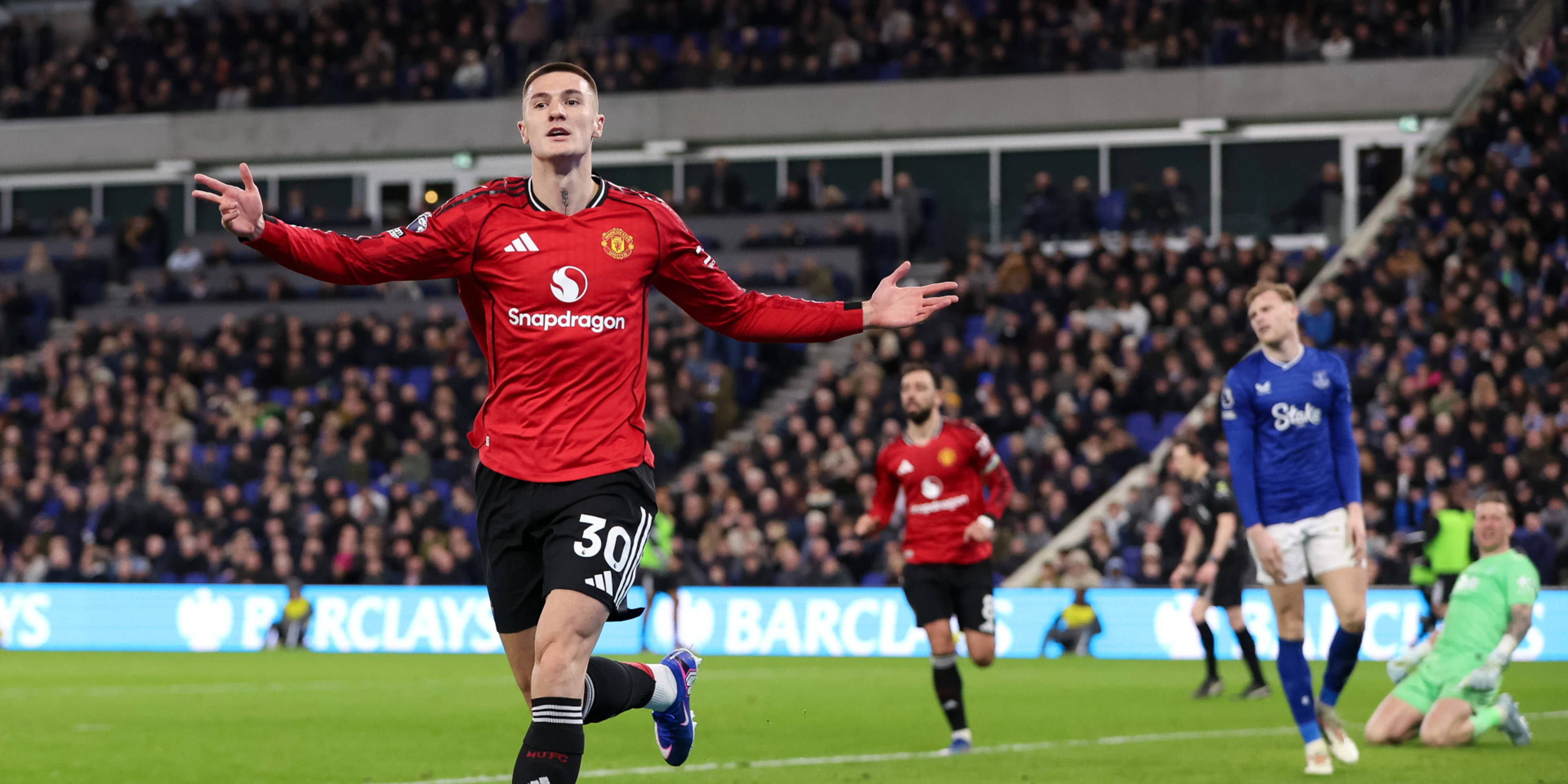 Super-sub Sesko fires Man Utd to win at Everton