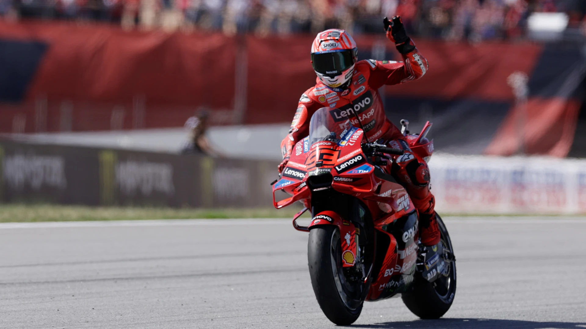 Marc Marquez wins Catalunya MotoGP Sprint as brother crashes