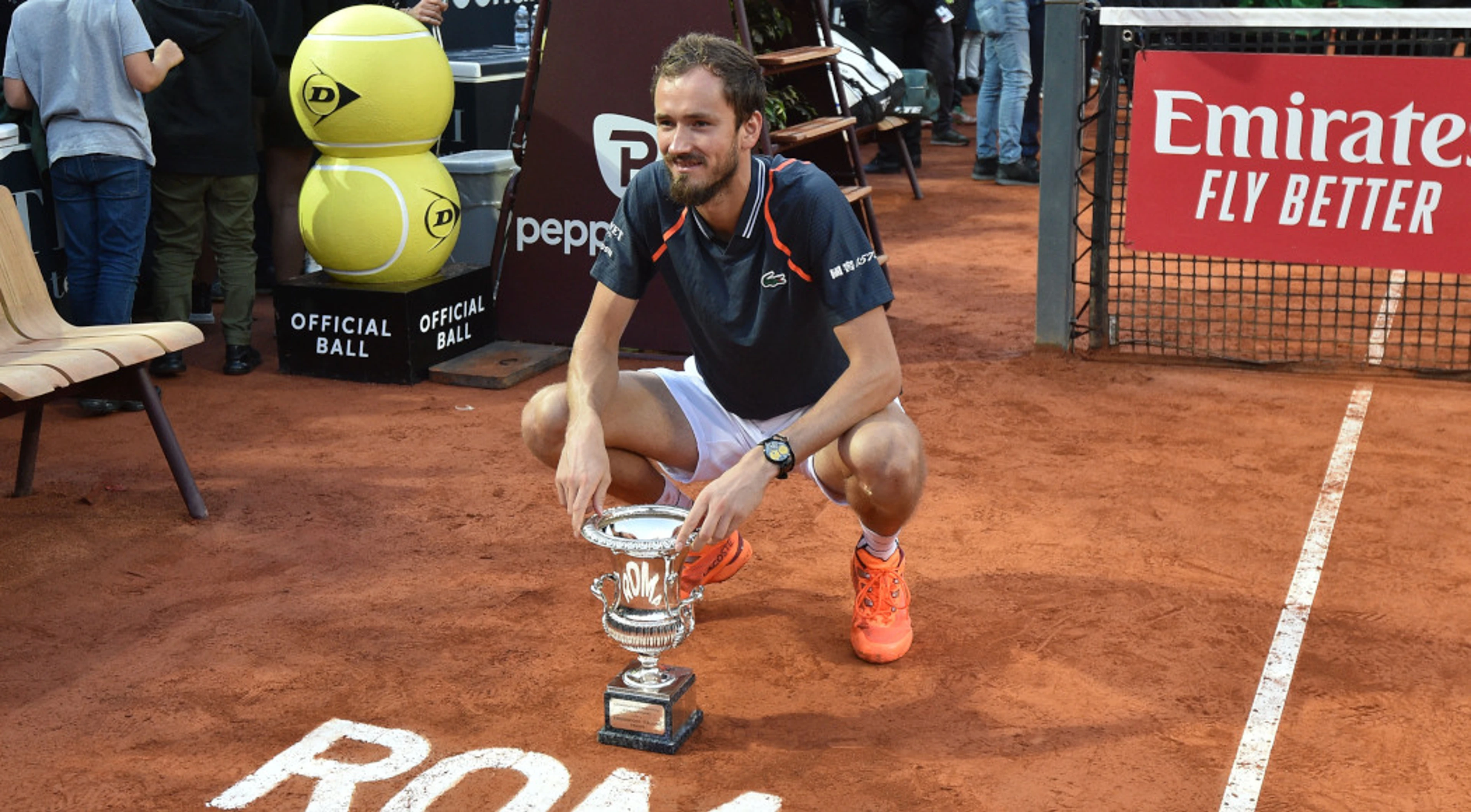 Defending champion Medvedev out as Swiatek cruises in Rome Open