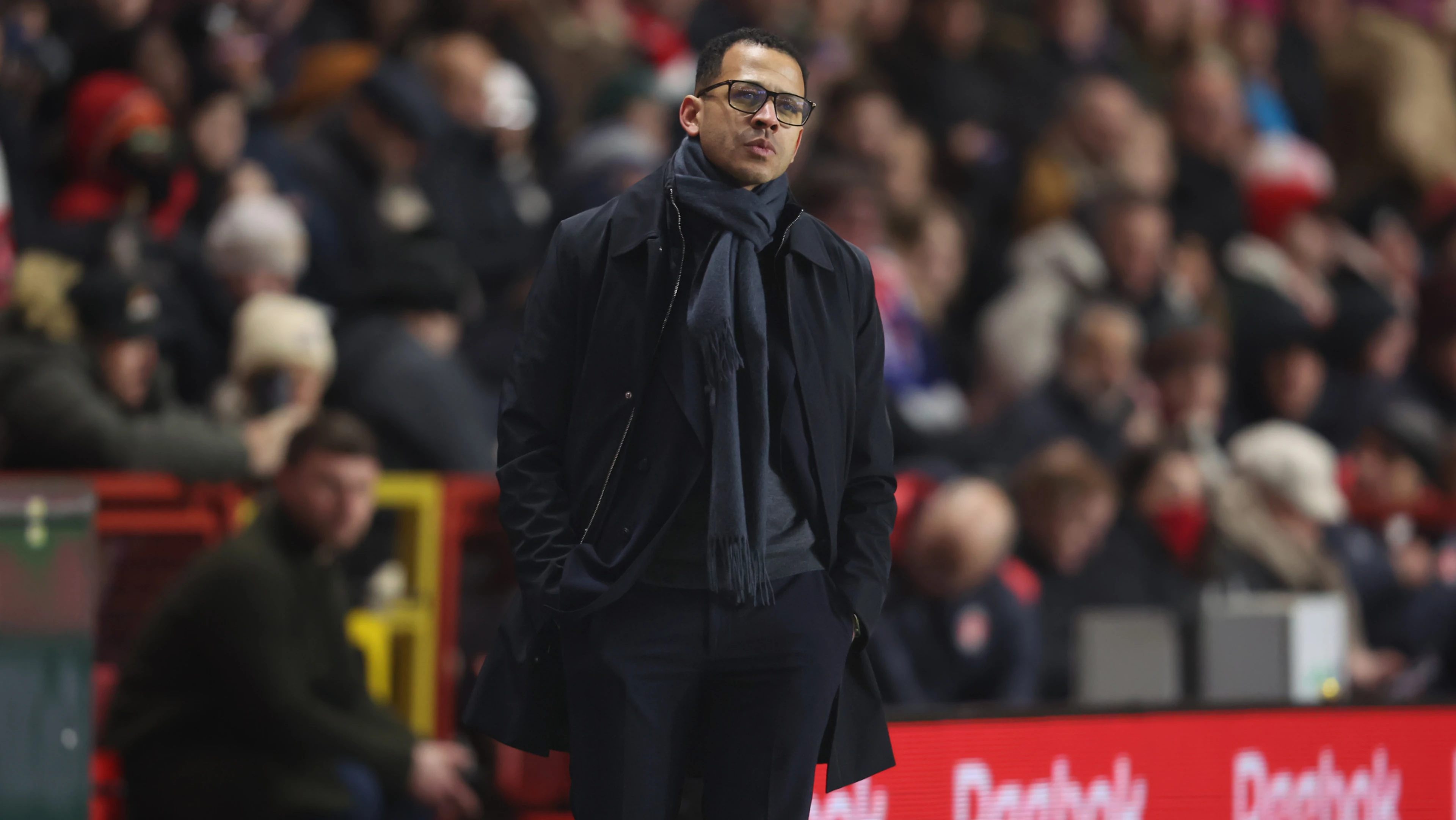 Rosenior salutes 'outstanding' start to Chelsea reign