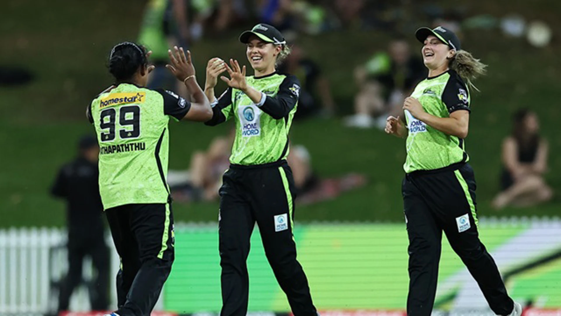 Sydney Thunder v Hobart Hurricanes | Match Highlights | Women's Big Bash League