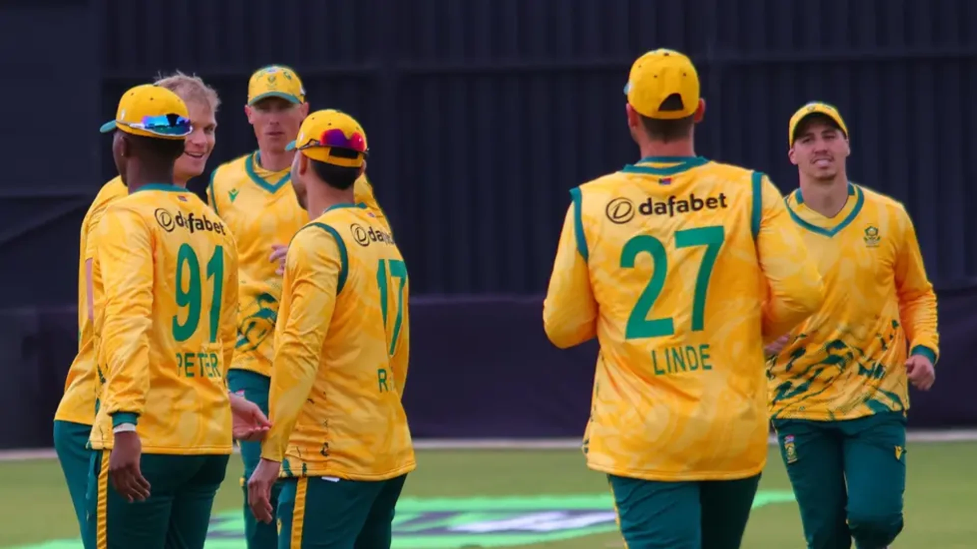 AUSSIE SHOWDOWN: SA's 'Down Under' Tour Up Top
