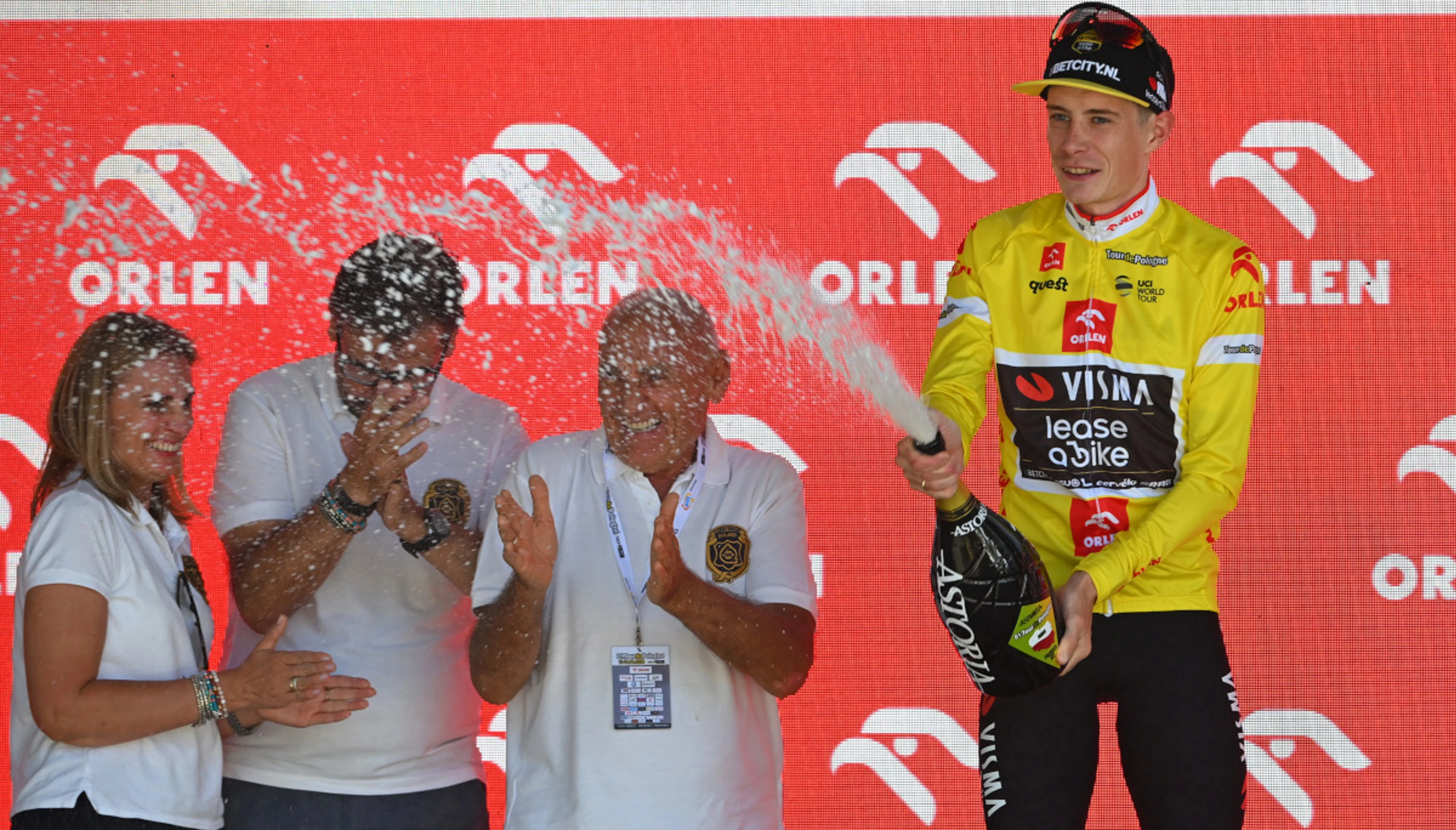 Vingegaard grabs Tour of Poland lead