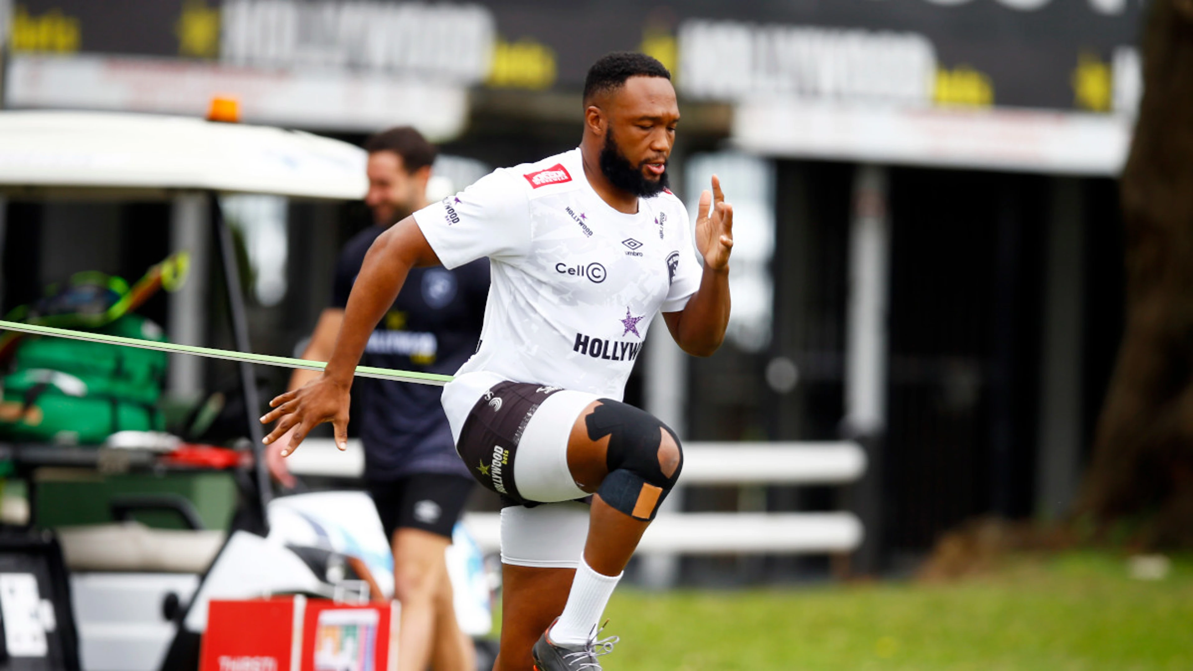 Am boost for Sharks as he returns for his 100th game