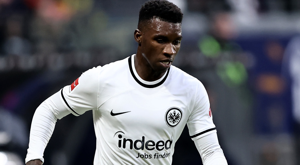 Lozano returns for Napoli, Glasner makes one change for Frankfurt