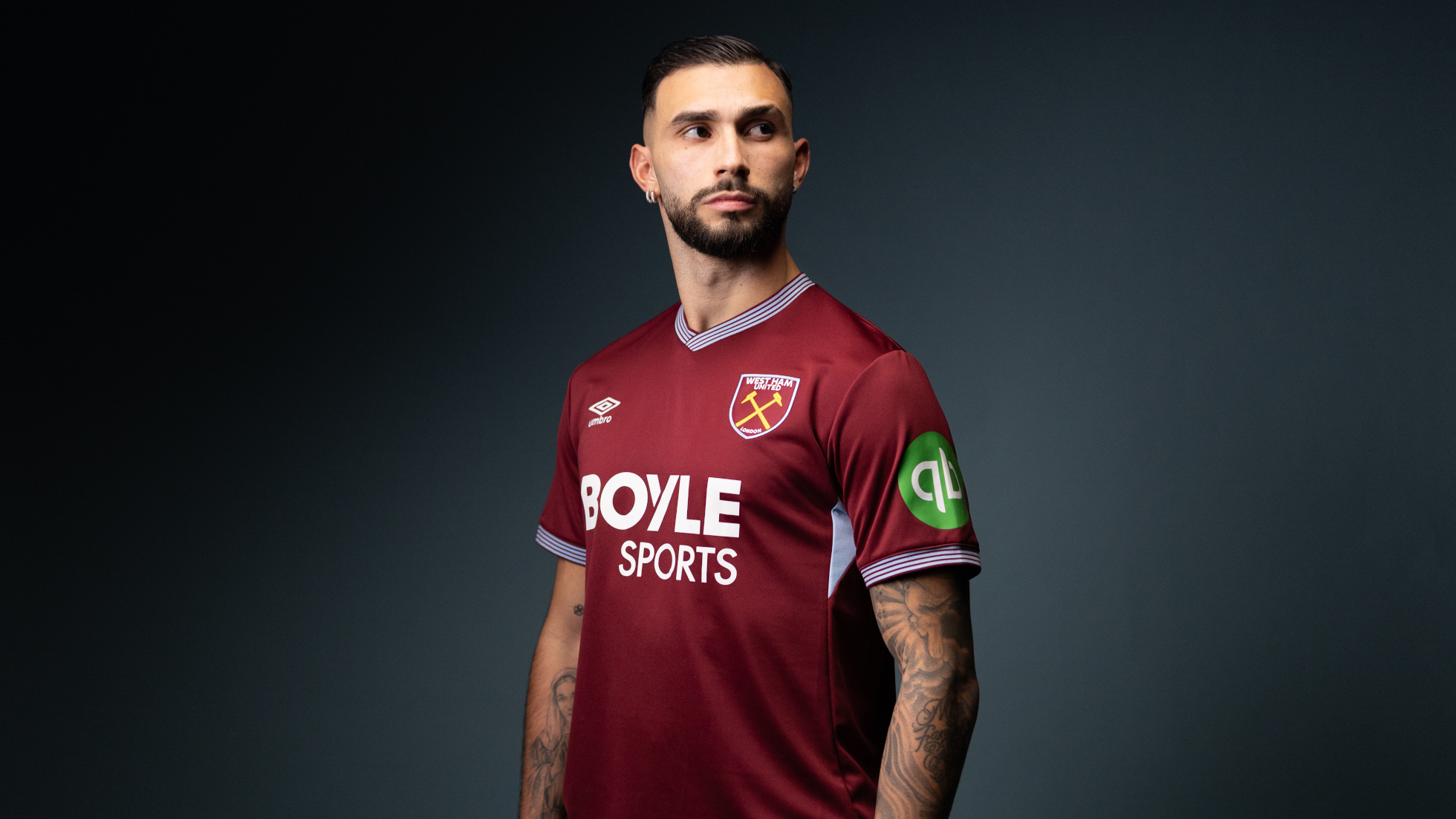 West Ham sign Argentina striker Castellanos from Lazio