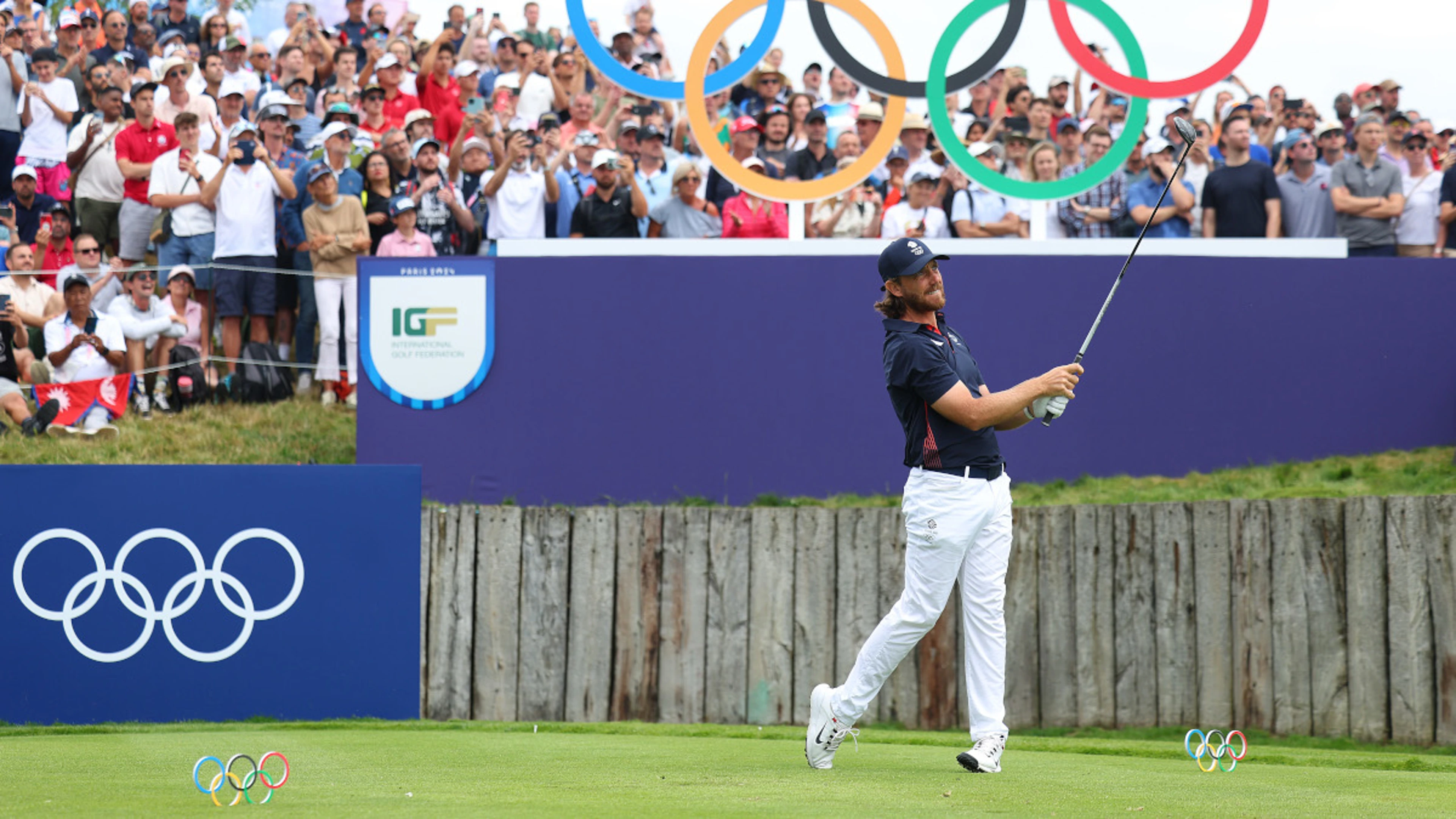 Fleetwood vies with Rahm for third day lead