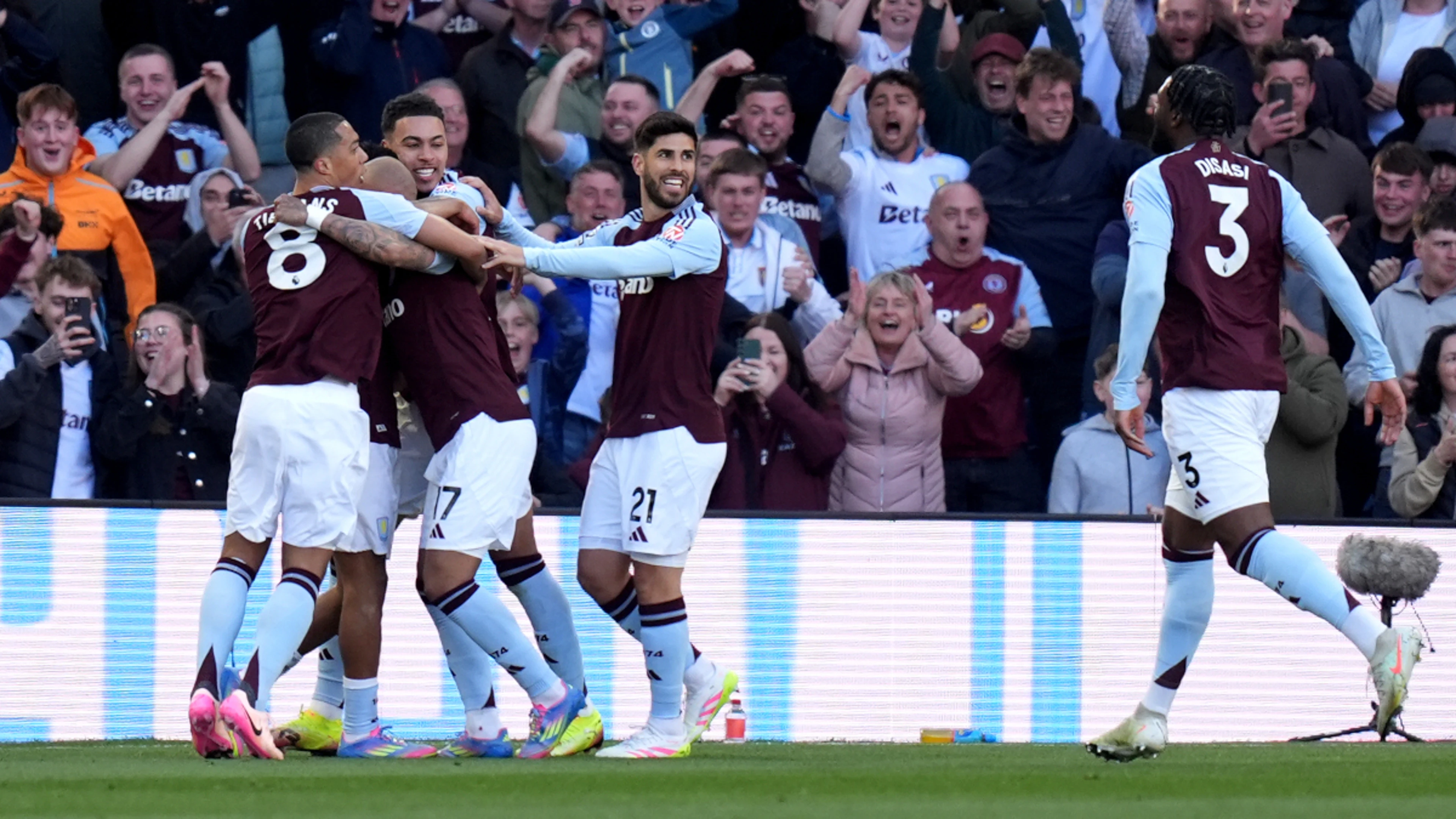 Villa ready to suffer at PSG, says Rogers