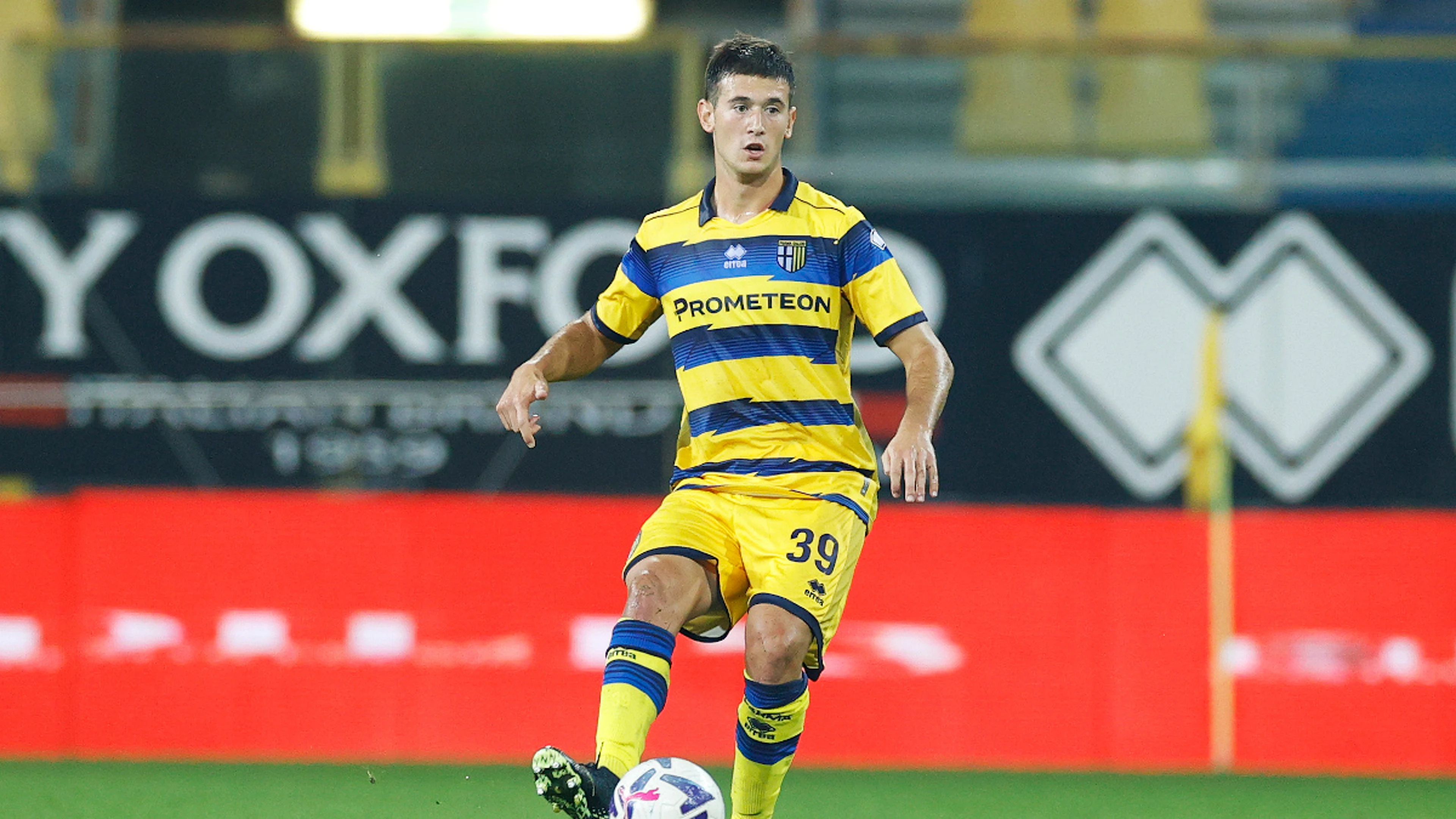 Parma defender Circati opts for Australia over Italy