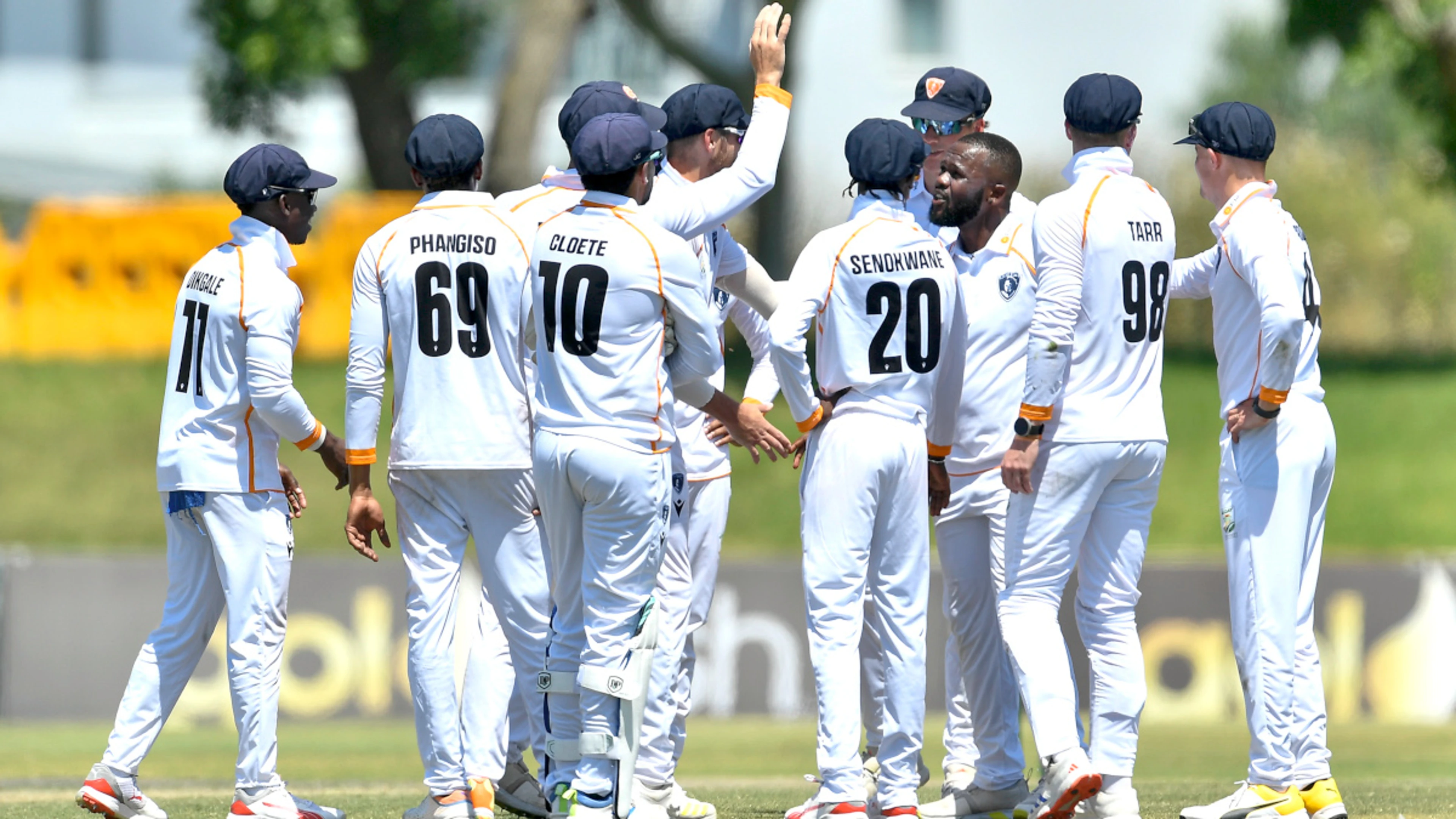 DAY 4: Van Dyk and Phangiso inspire Knights to victory over Boland