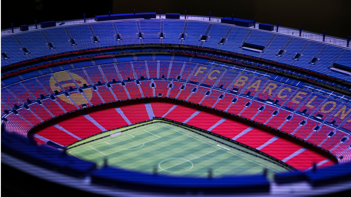 Barcelona to show off unfinished Camp Nou with public training session