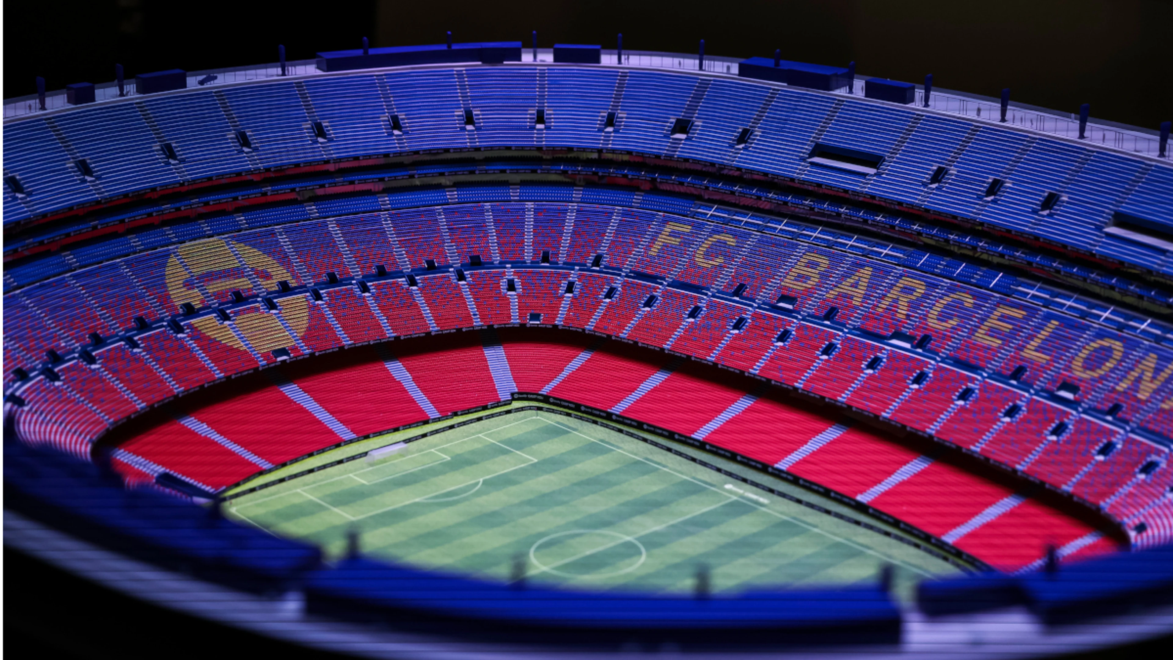 Barcelona to show off unfinished Camp Nou with public training session