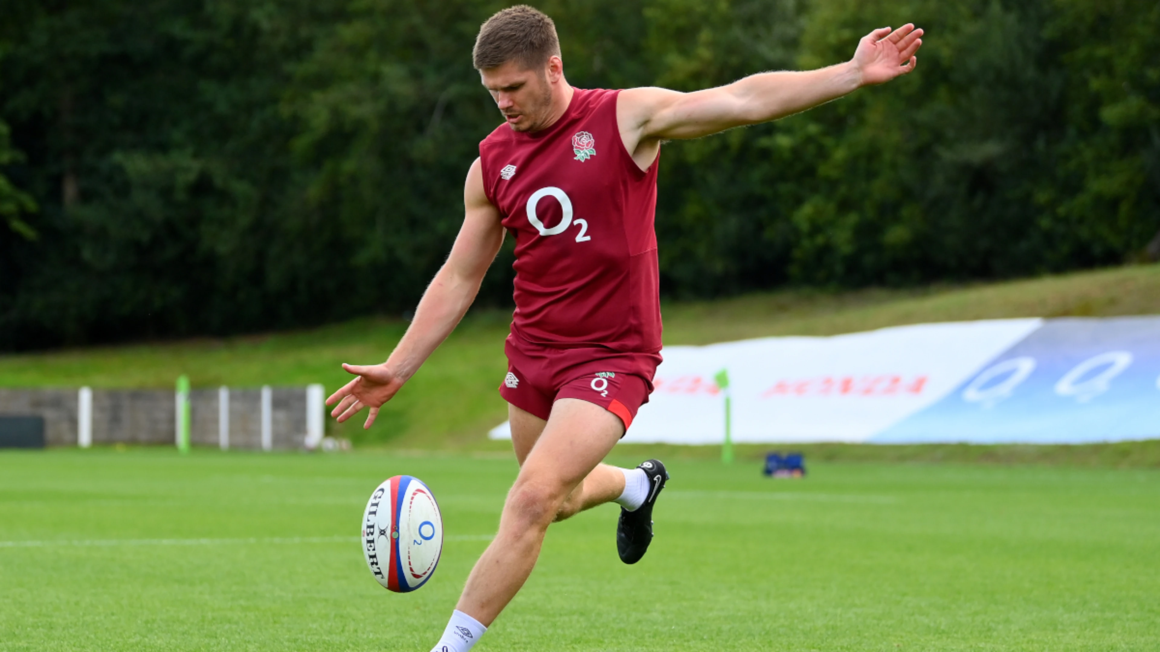 Former England captain Farrell rejoins Saracens from Racing 92