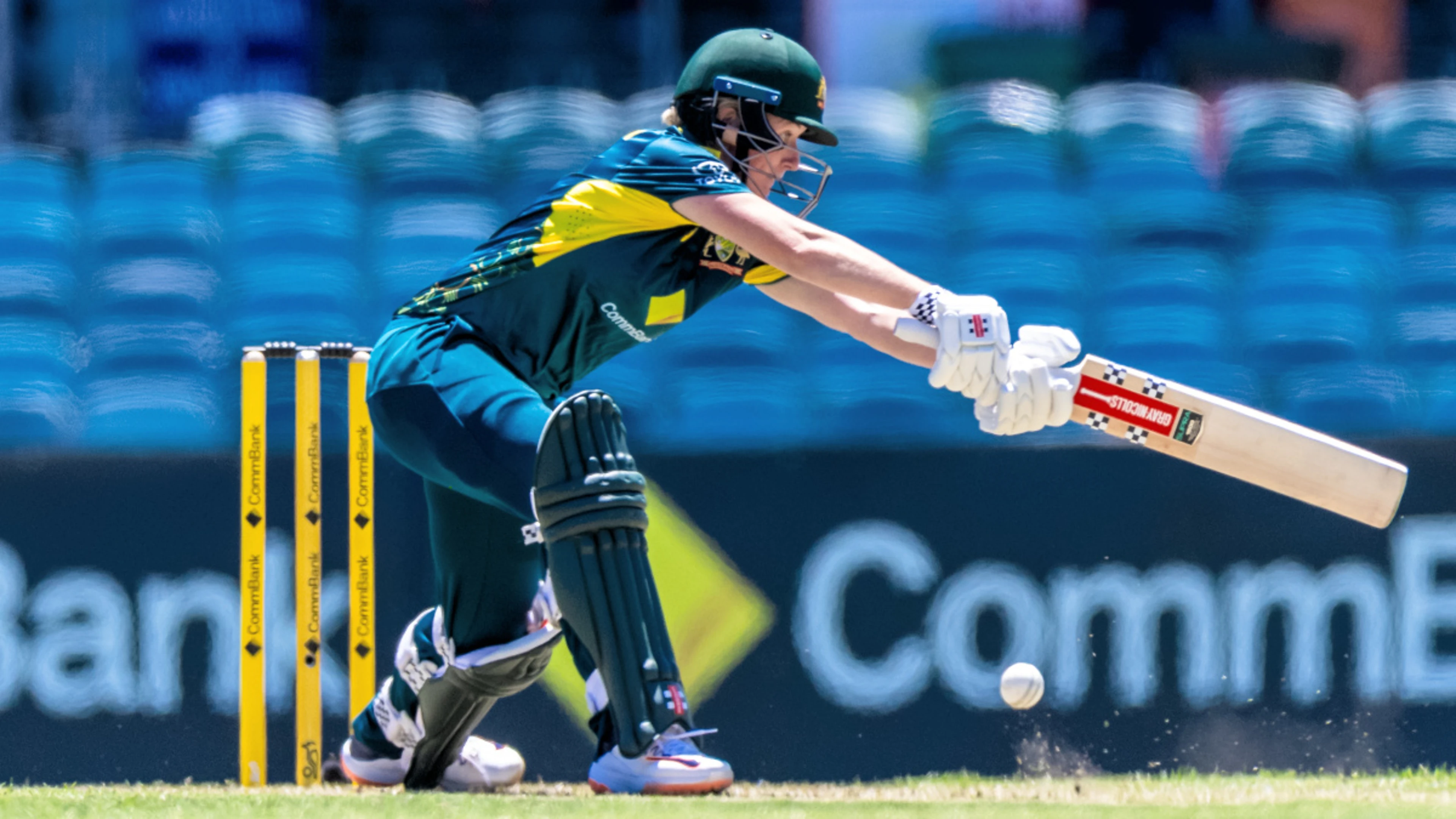 South Africa fall short in T20 series against Australia 