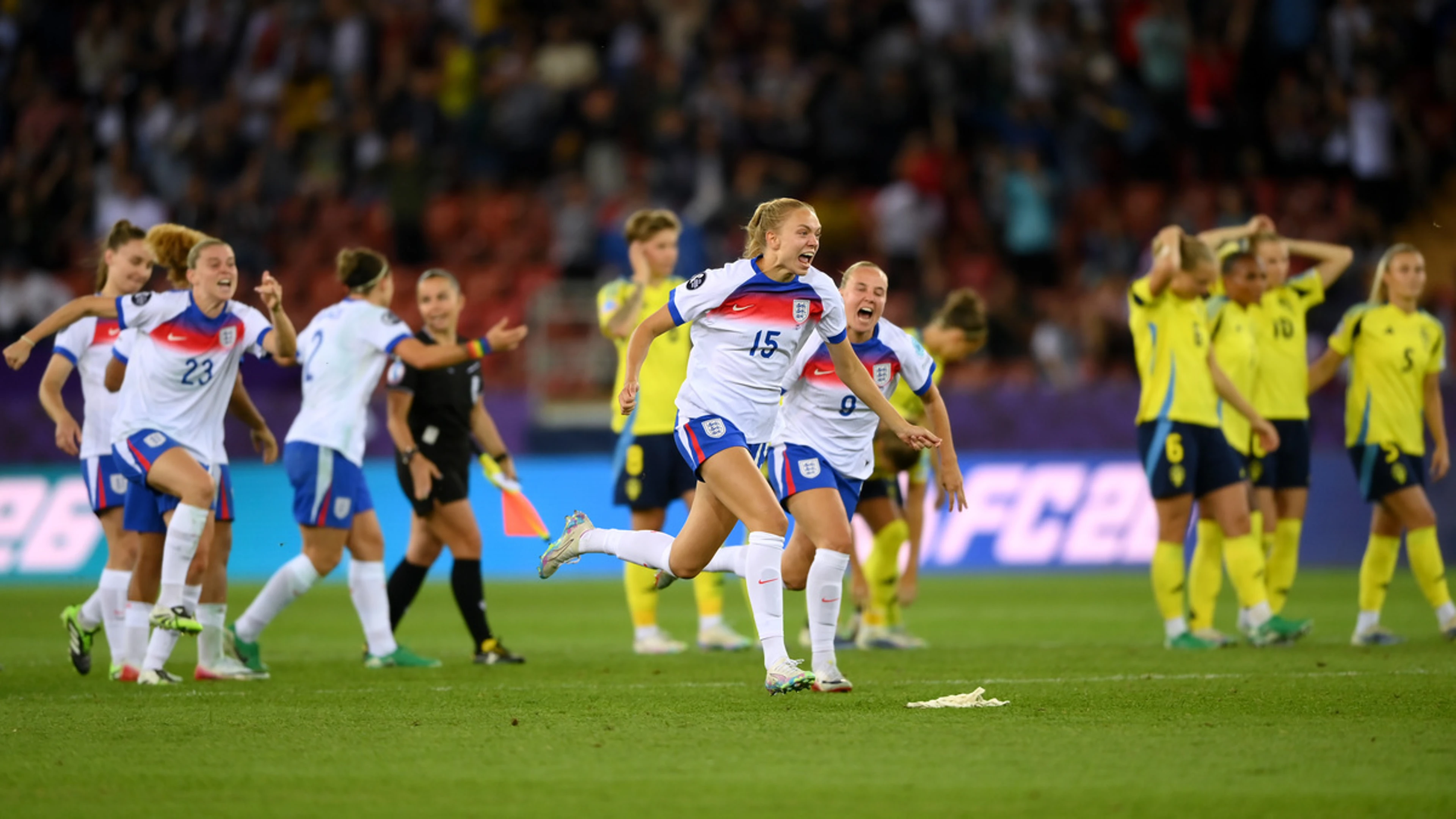England reach Euro 2025 semis after shootout win over Sweden