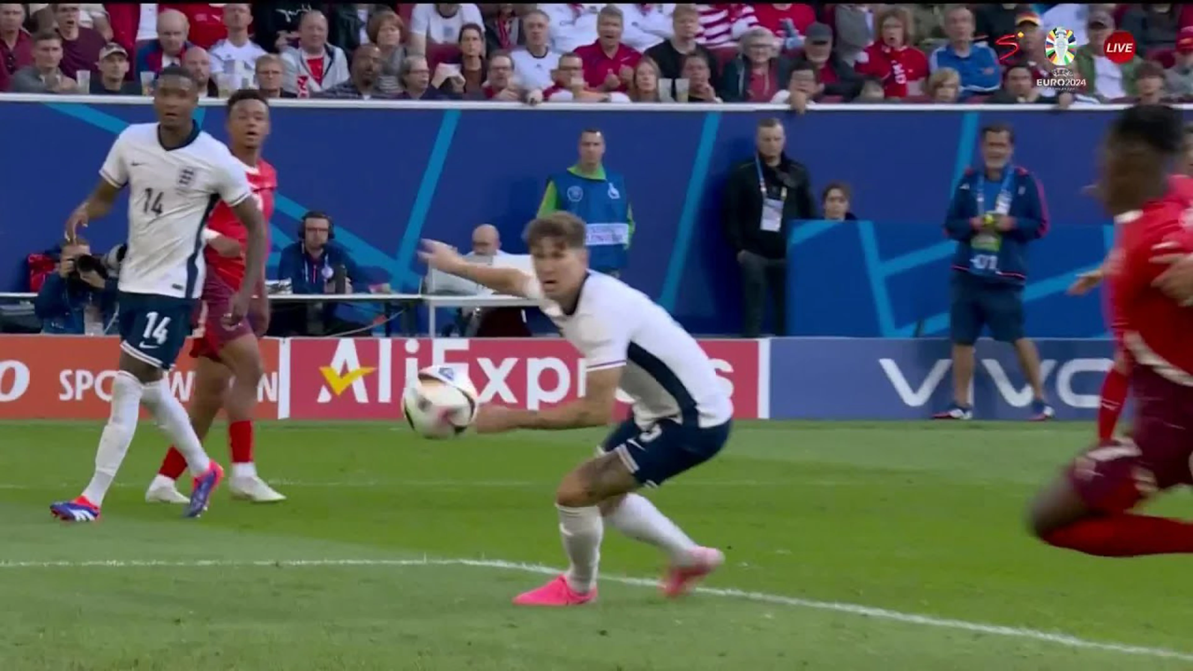 Breel Embolo | 75ᵗʰ Minute Goal v England