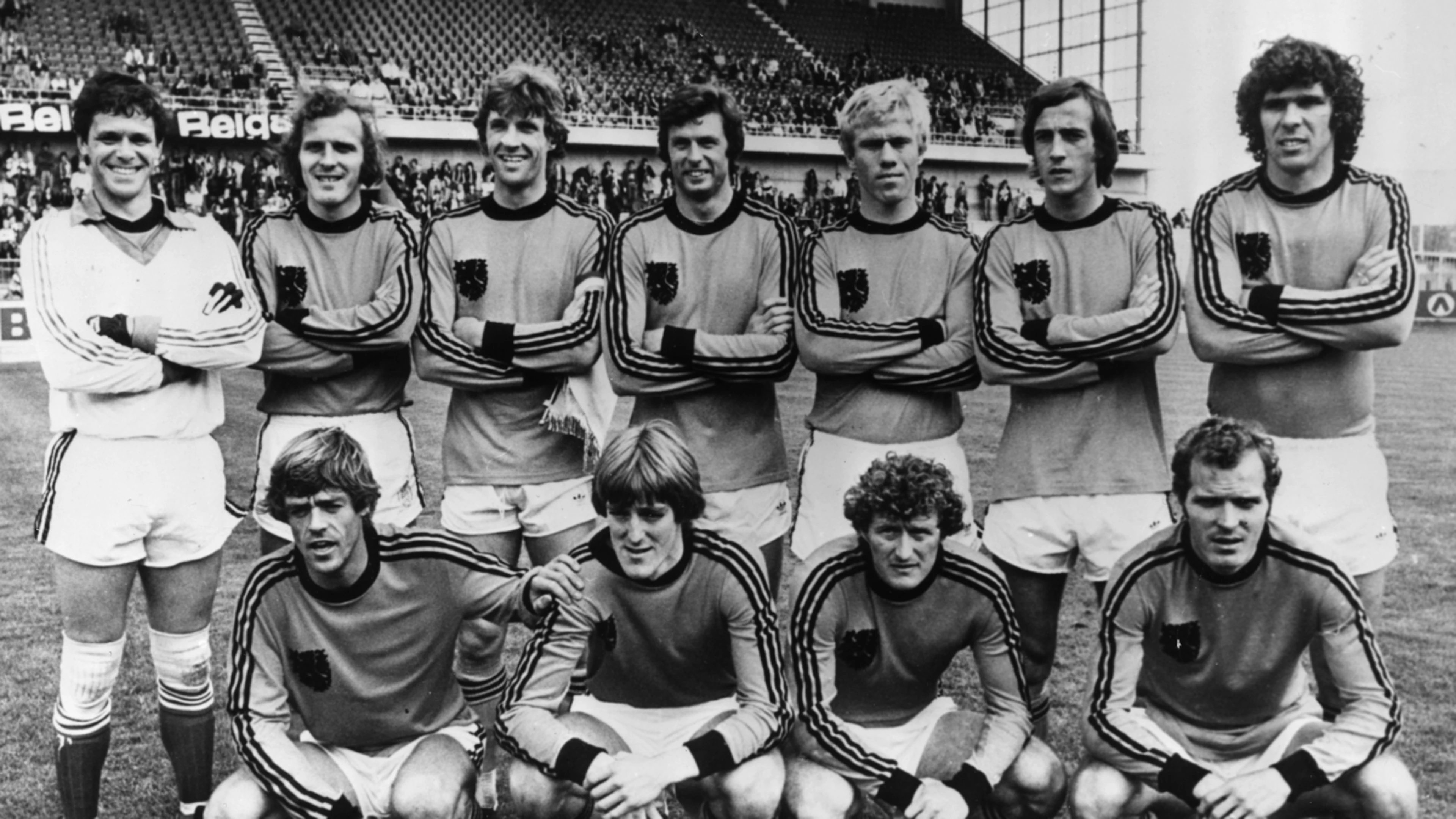 Golden generation Dutch keeper Jongbloed dies aged 82
