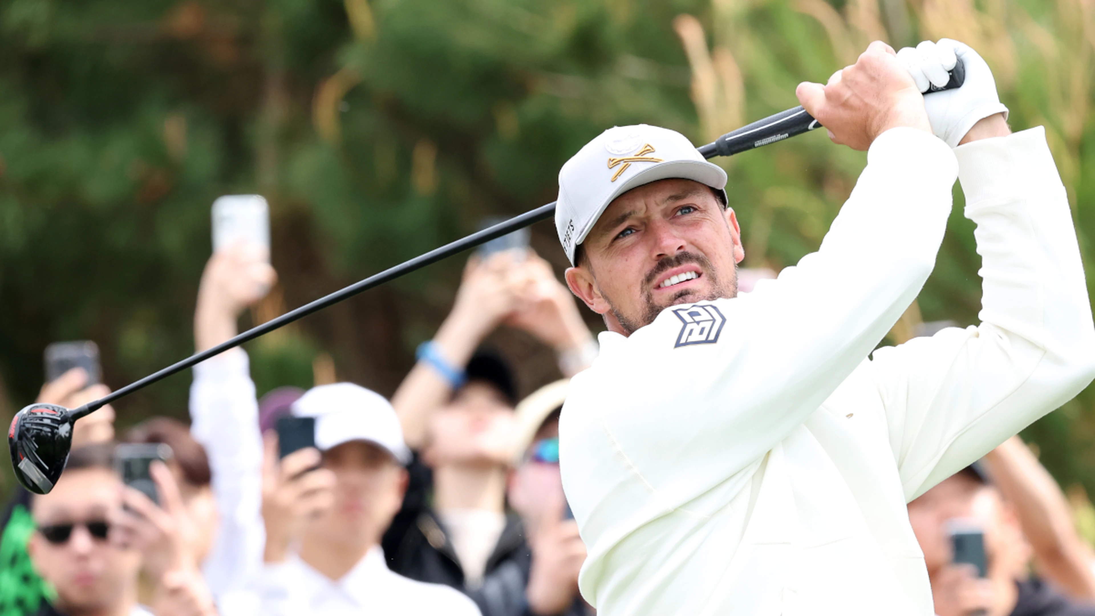 DeChambeau and Gooch knotted after 18 at LIV Golf Korea