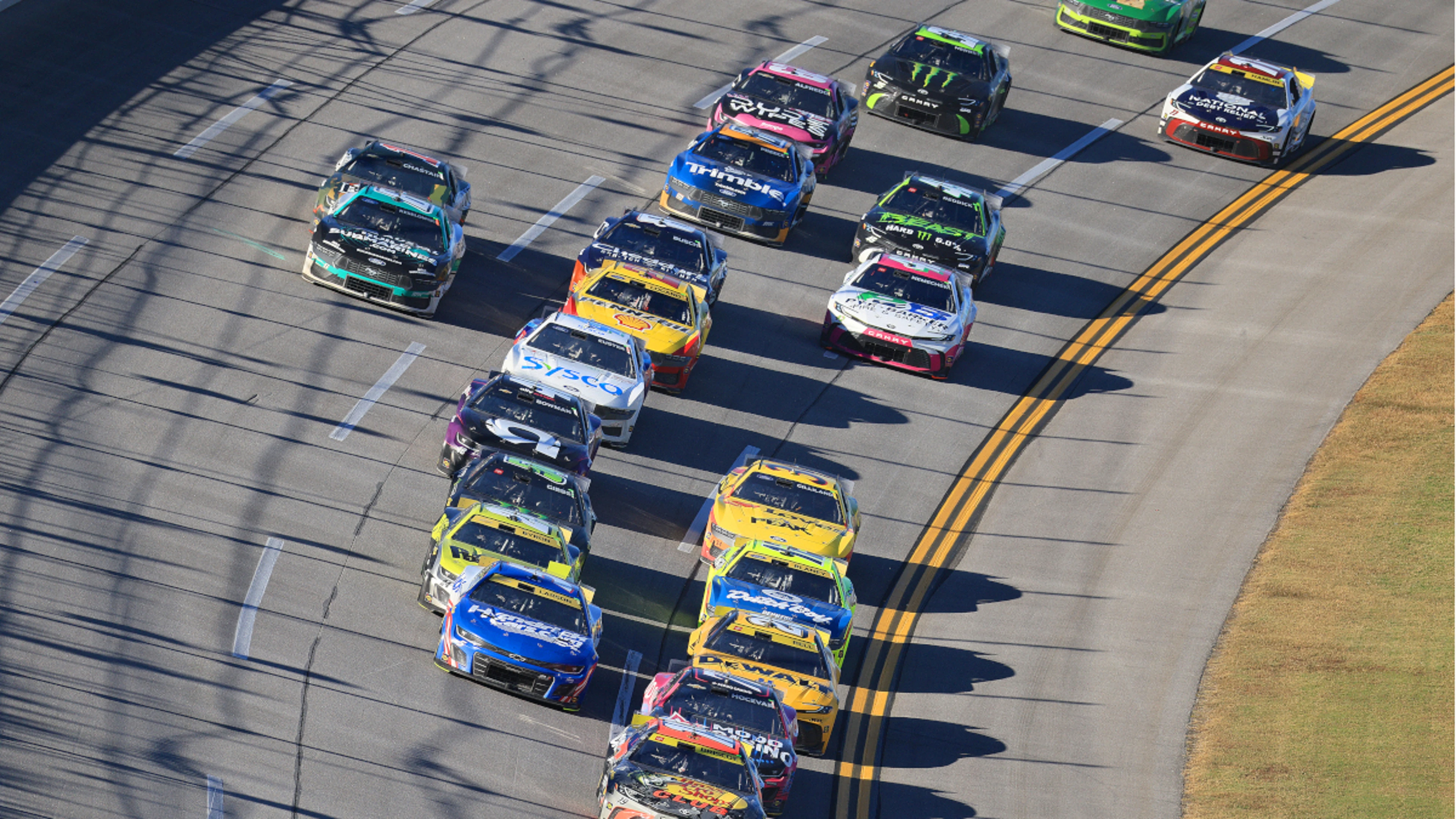 NASCAR moves '27 Daytona 500 to avoid Super Bowl conflict