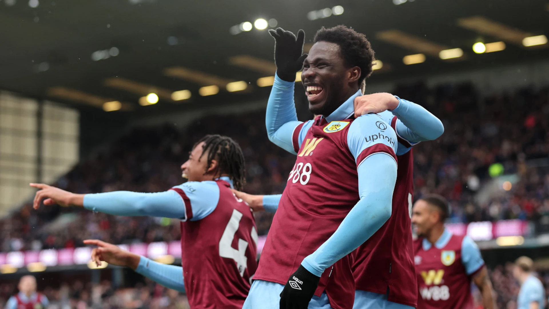 Burnley hang on to beat 10-man Brentford in relegation battle