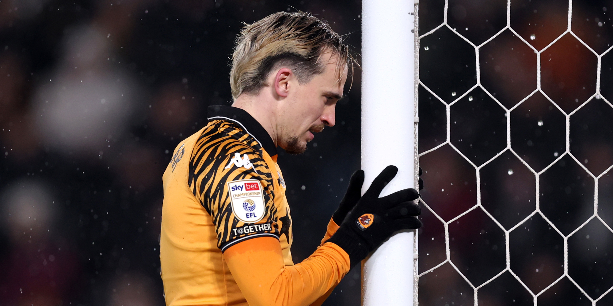 Hull's promotion push dented by Watford draw