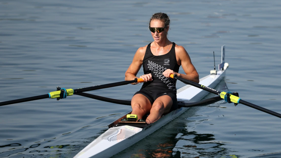 Kiwi Twigg through to Olympic semis after dominant display | SuperSport